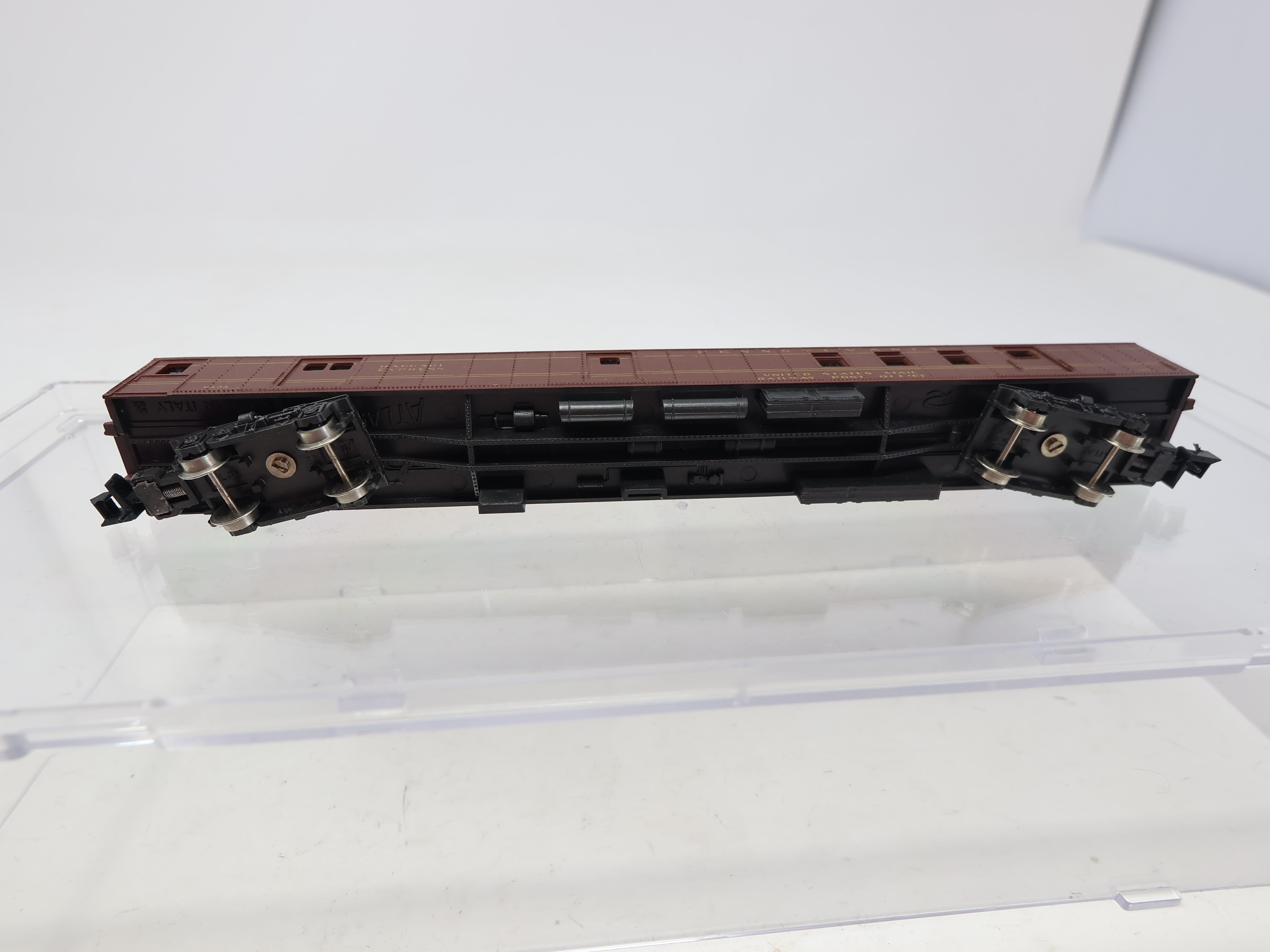 USED Rivarossi 5311 N Scale, Baggage RPO Passenger Car, Pennsylvania #6535