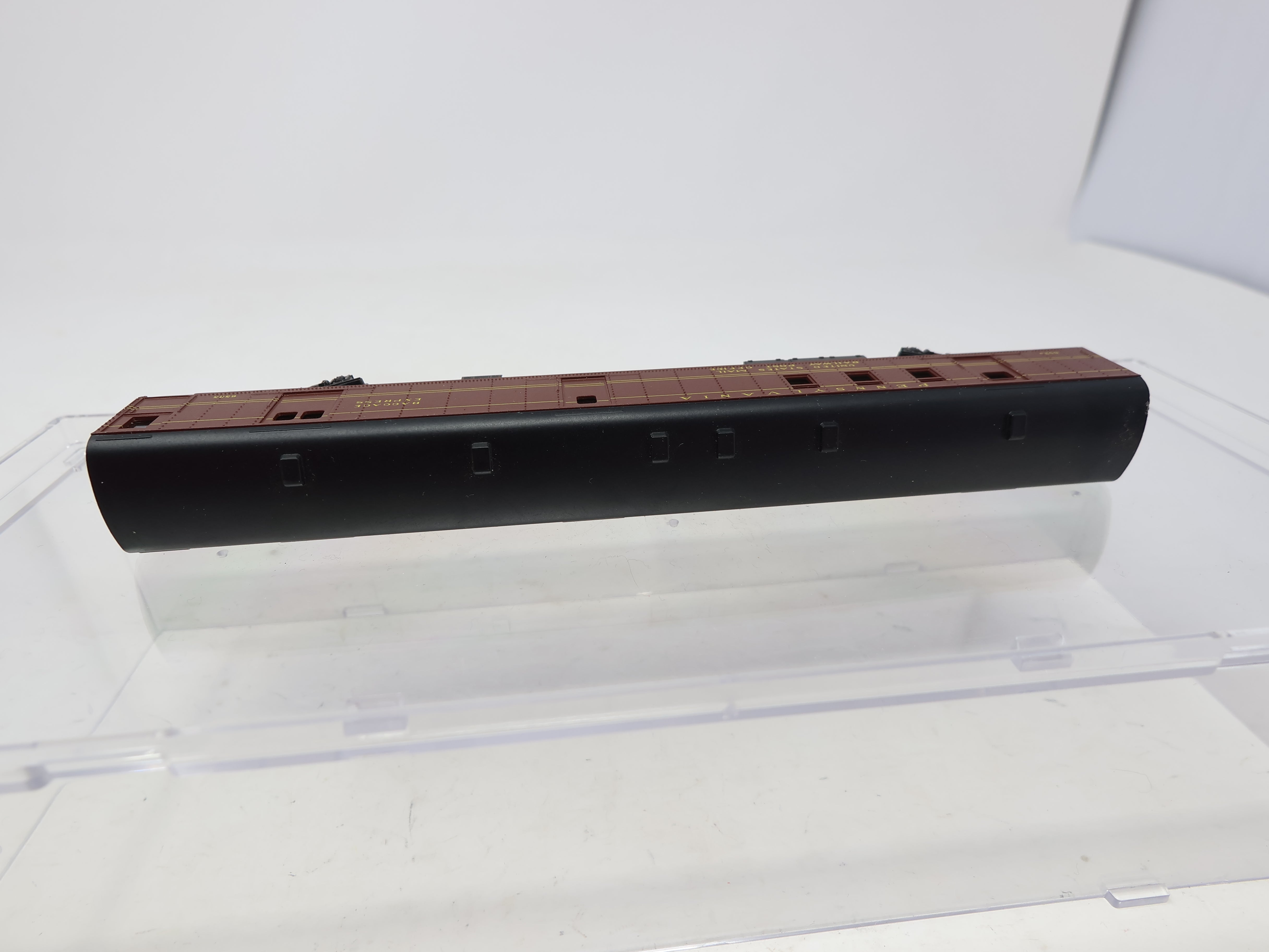 USED Rivarossi 5311 N Scale, Baggage RPO Passenger Car, Pennsylvania #6535