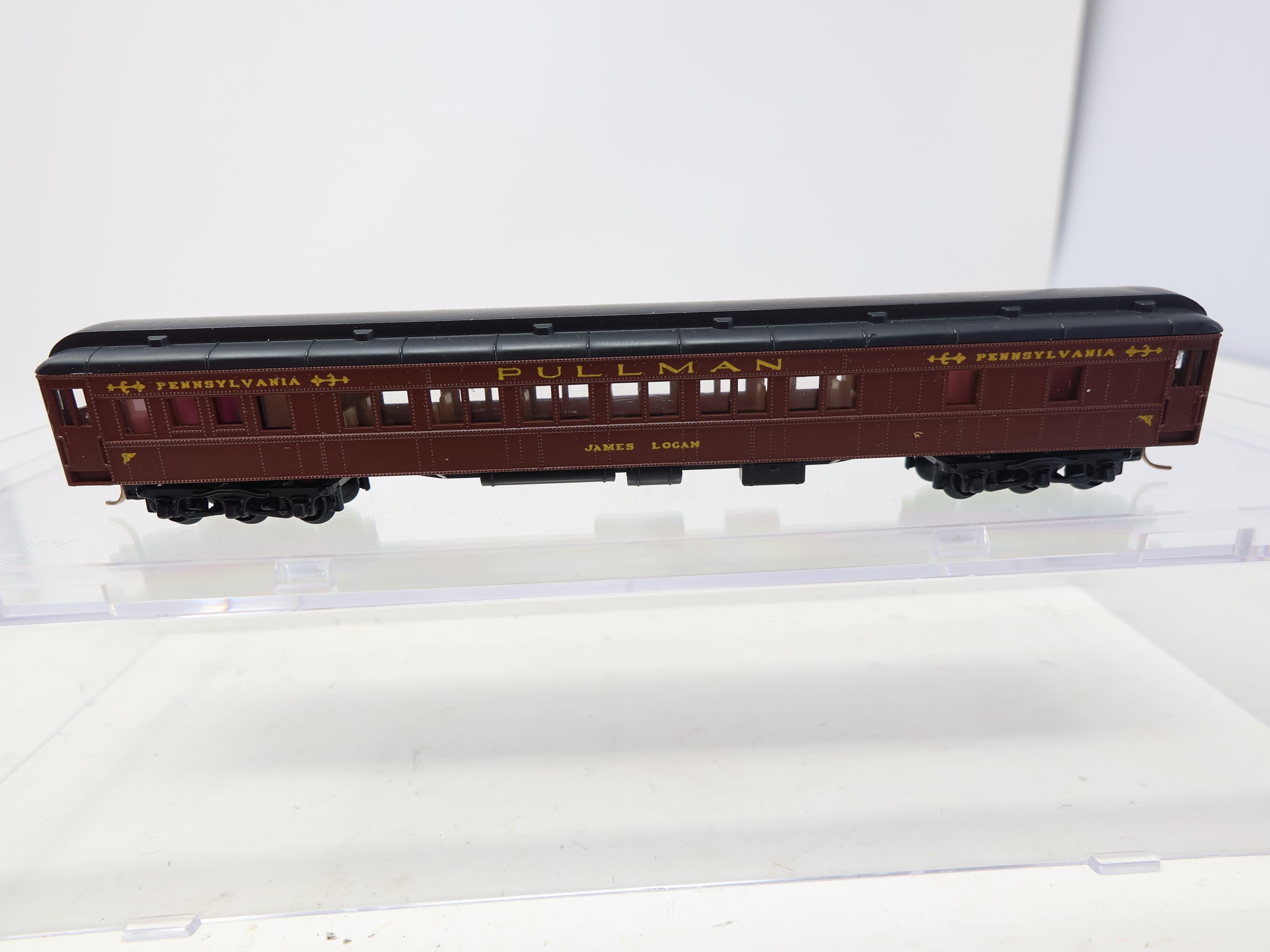 USED Rivarossi 9537 N Scale, Pullman Passenger Car, Pennsylvania , James Logan