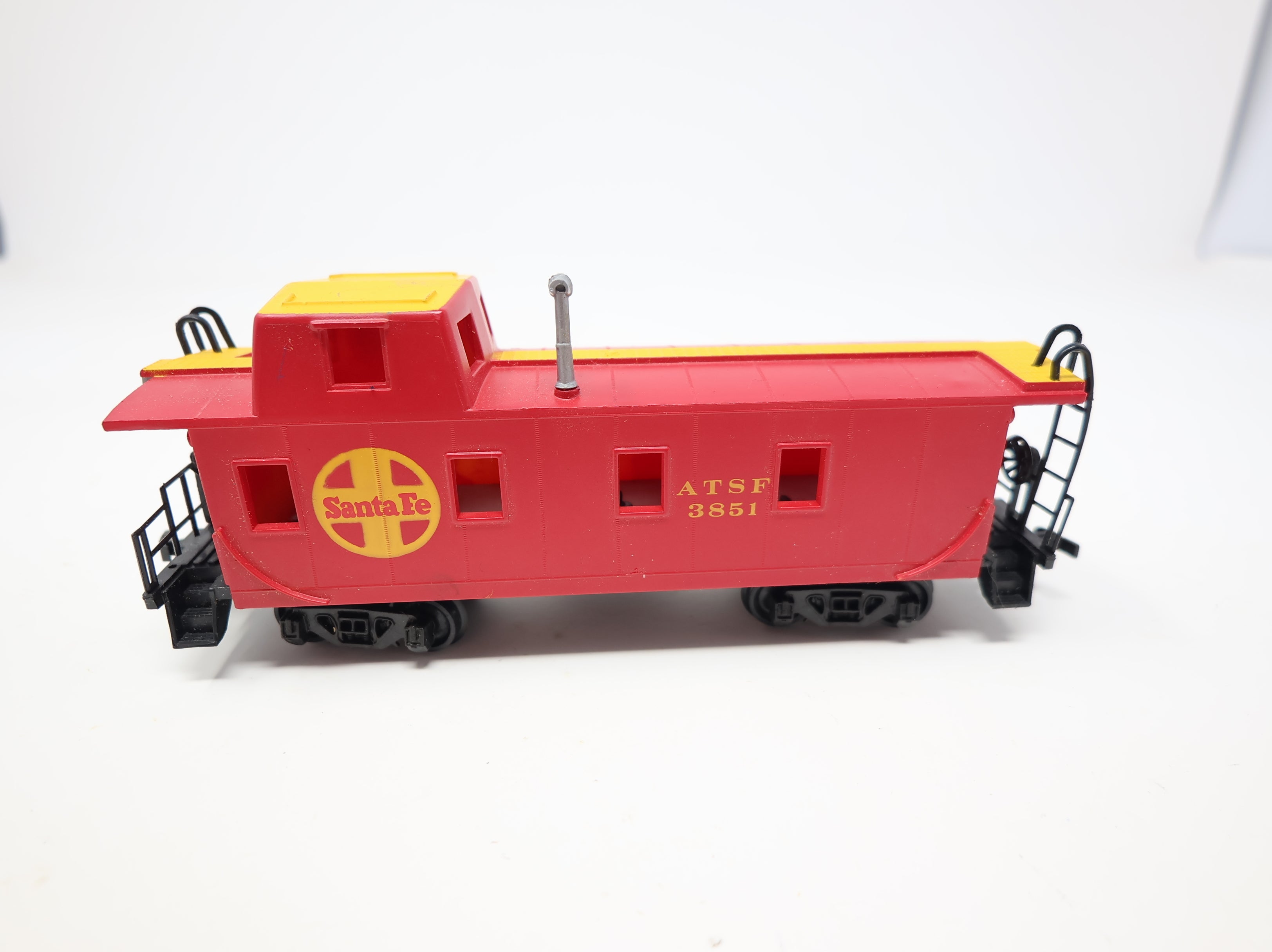 USED Bachmann HO Scale Caboose Santa Fe ATSF #3851