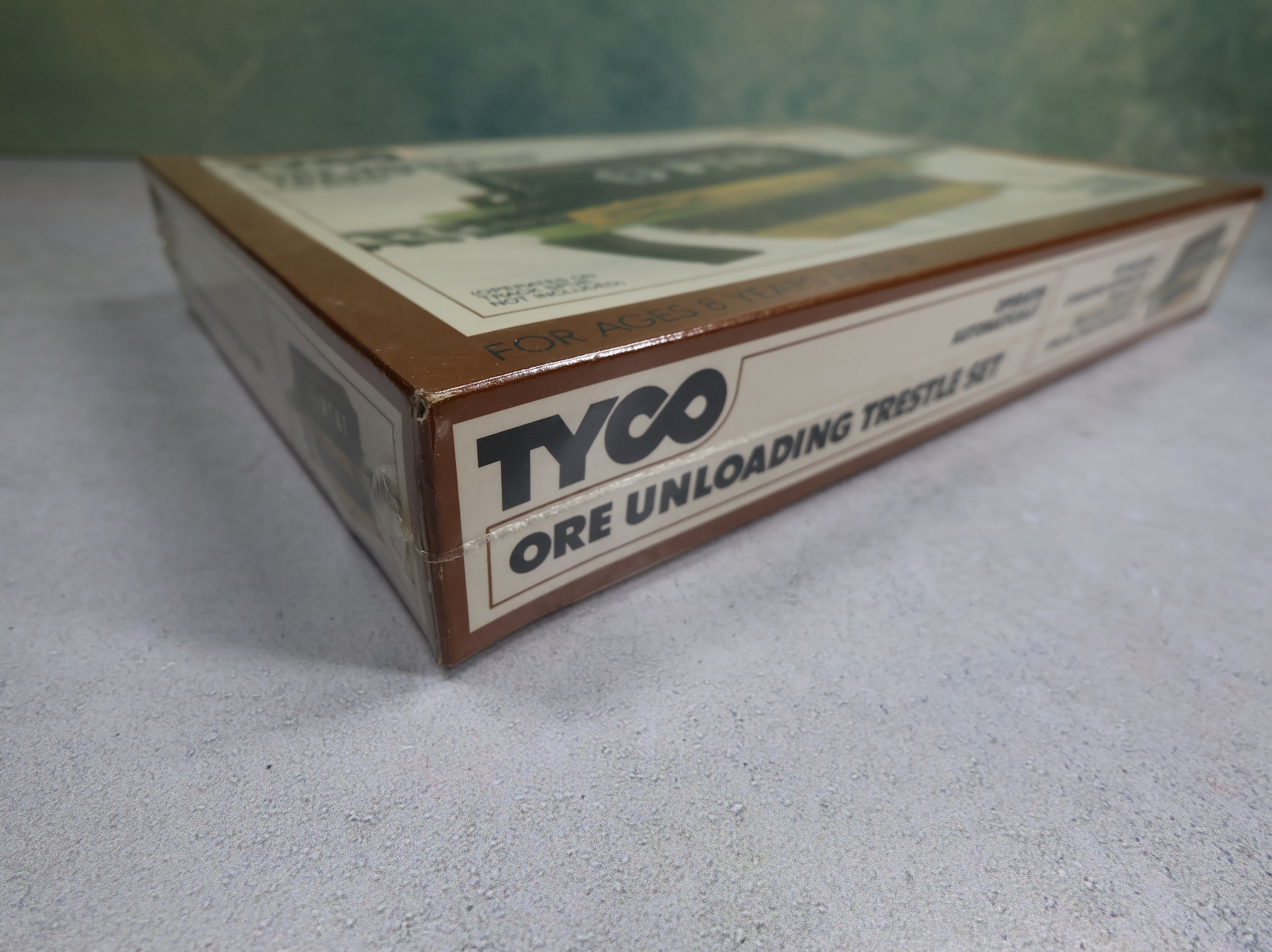 Tyco 868 HO Scale Ore Unloading Trestle Set Sealed