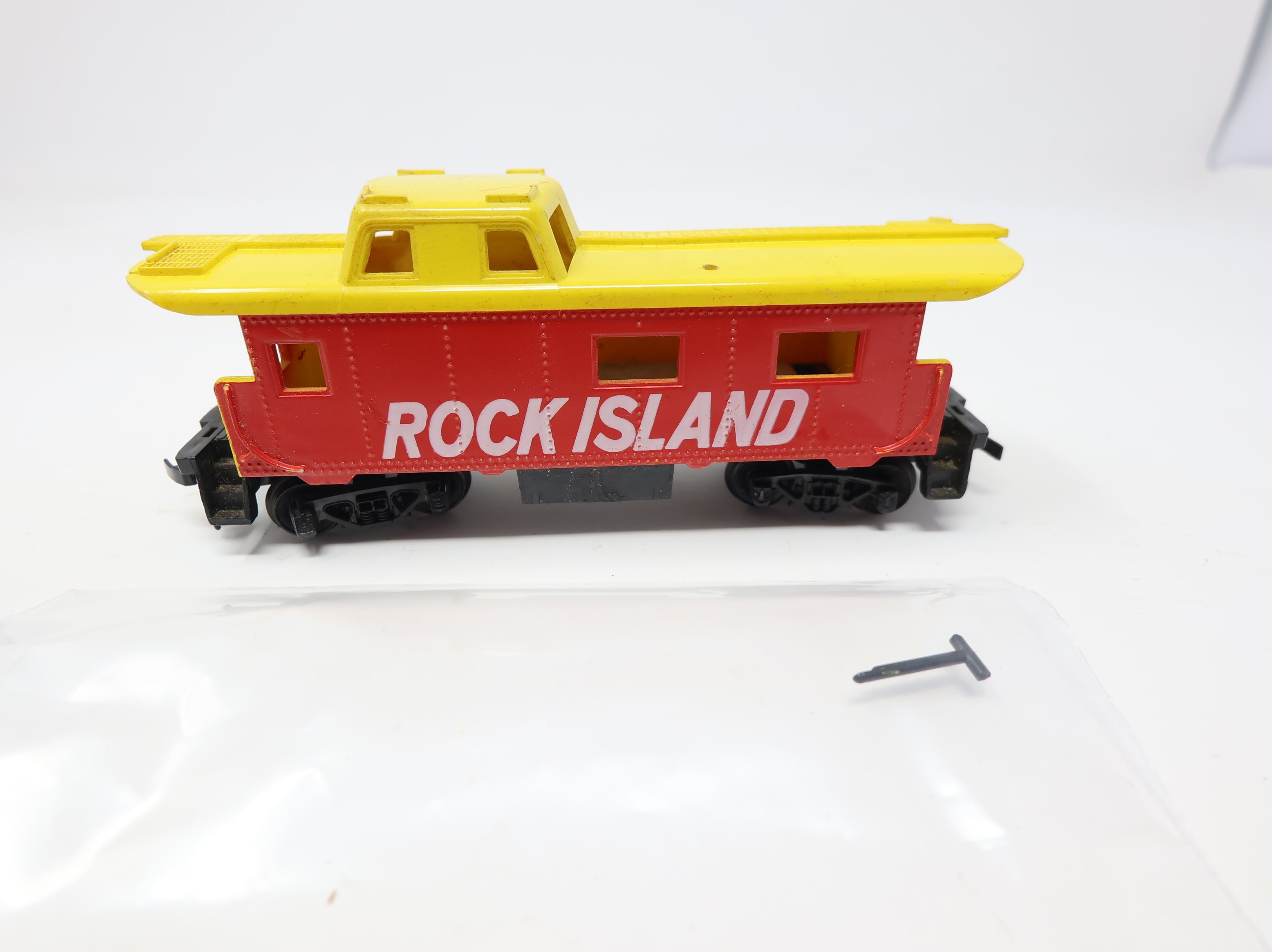 USED Tyco HO Scale Caboose Rock Island