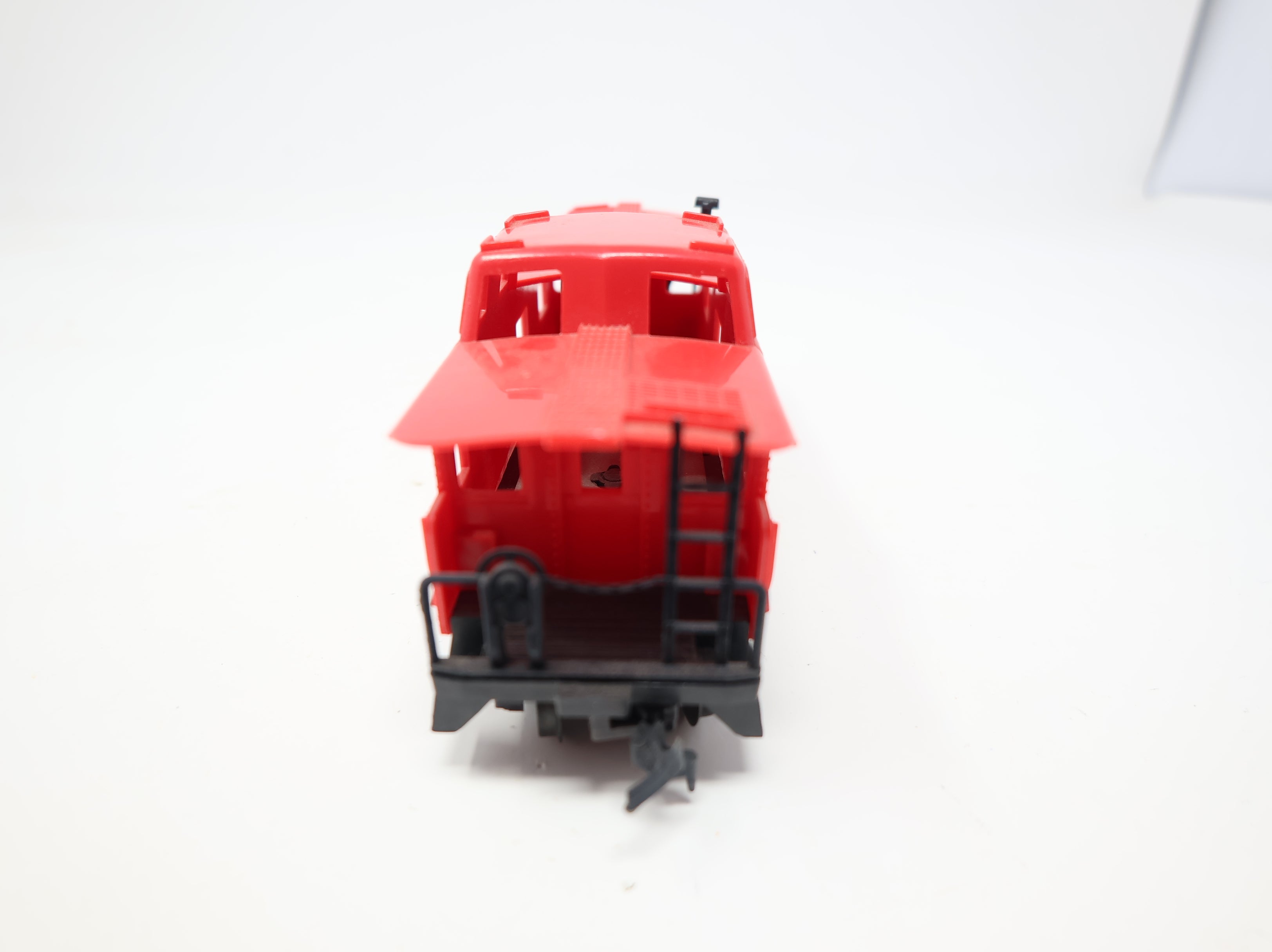 USED Tyco HO Scale Caboose #689