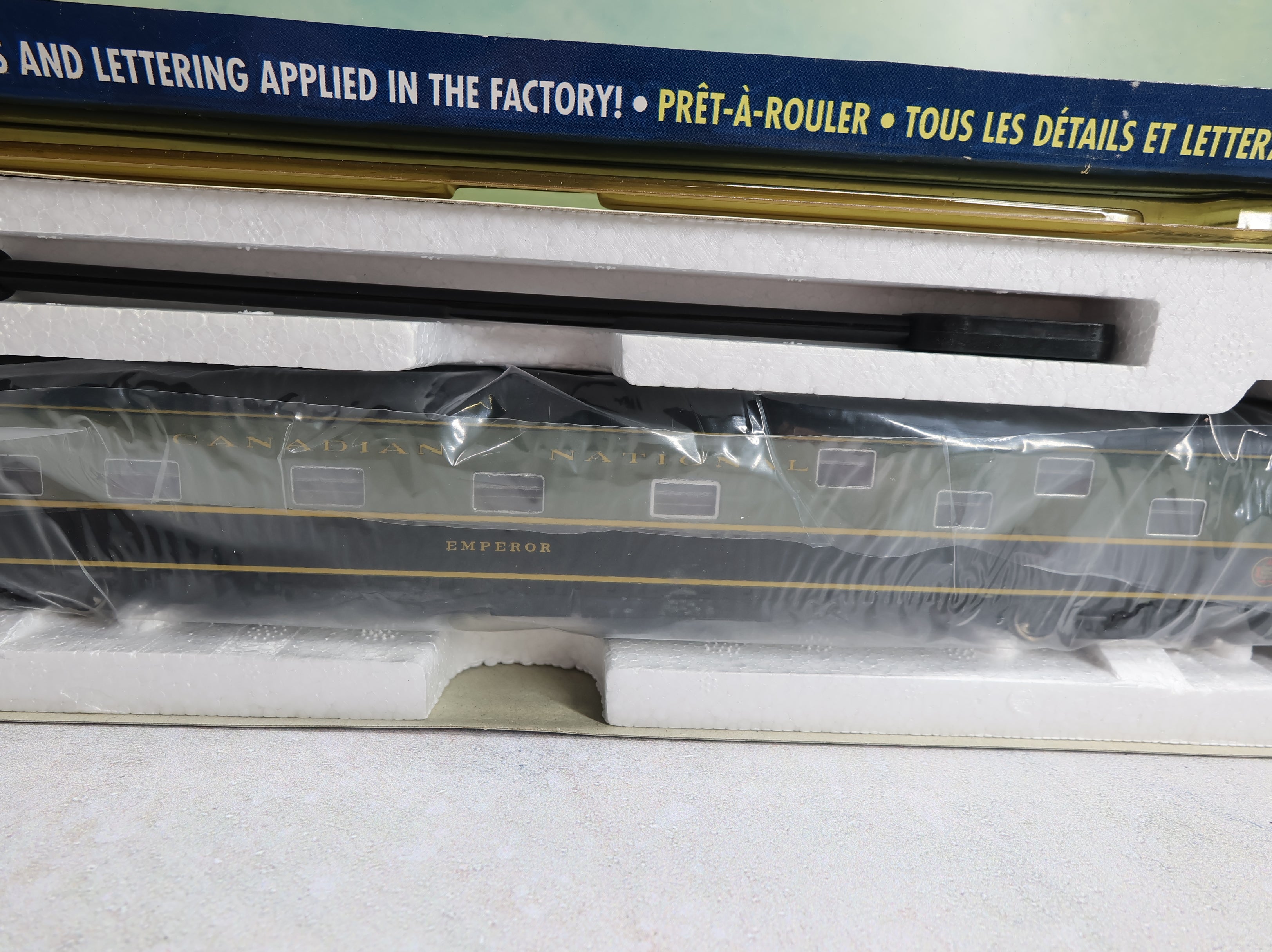 Rapido 101014 HO Scale 1954 Duplex Sleeper Passenger Car Canadian National Emperor #1133