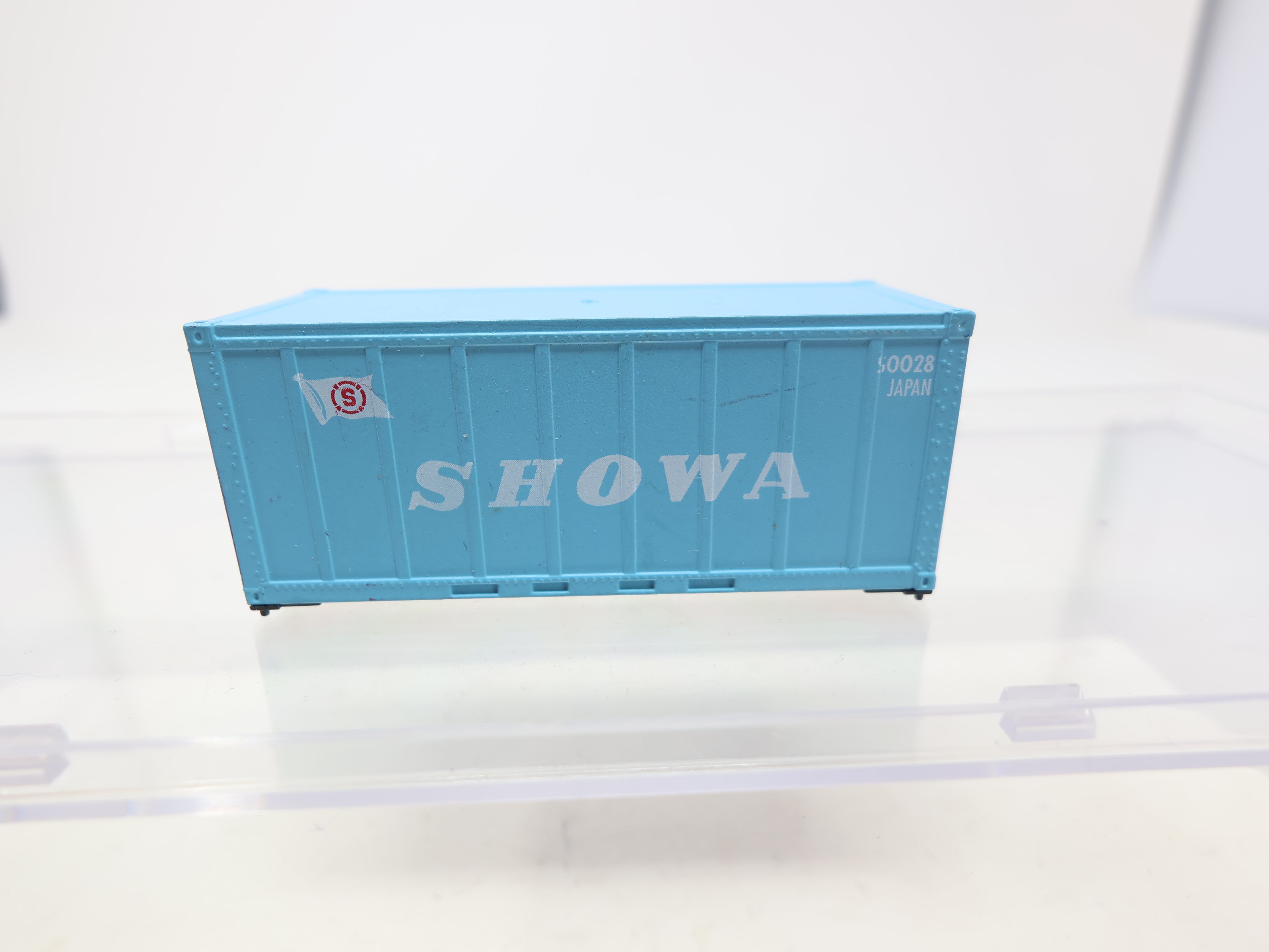 USED HO Scale, 20' Intermodal Container, SHOWA