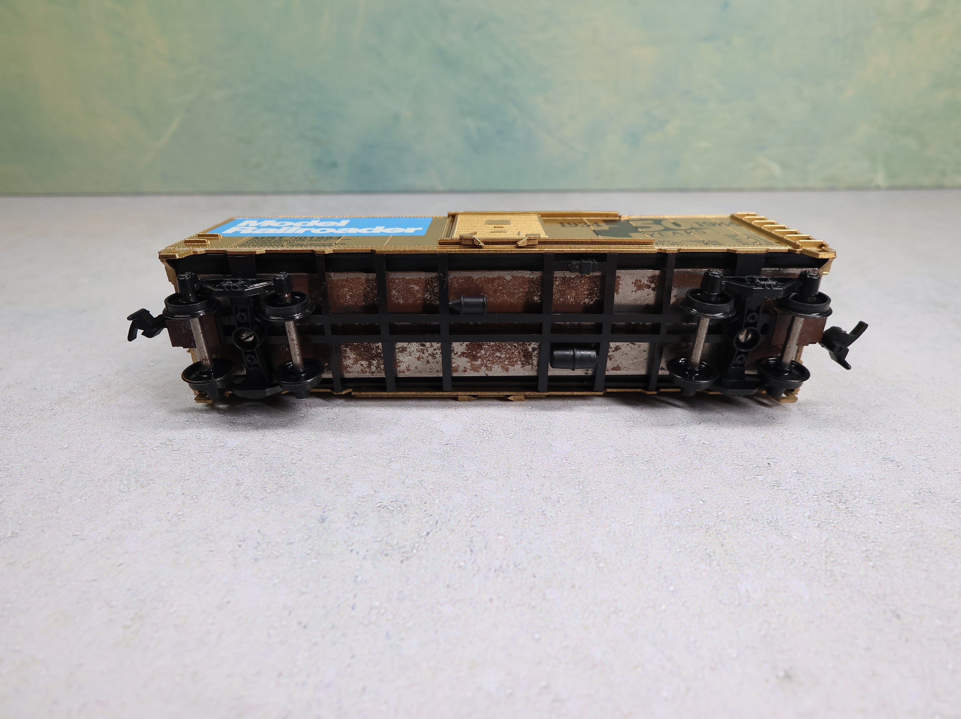 USED Athearn HO Scale 40' Steel Box Car Model Railroader MRT #501984