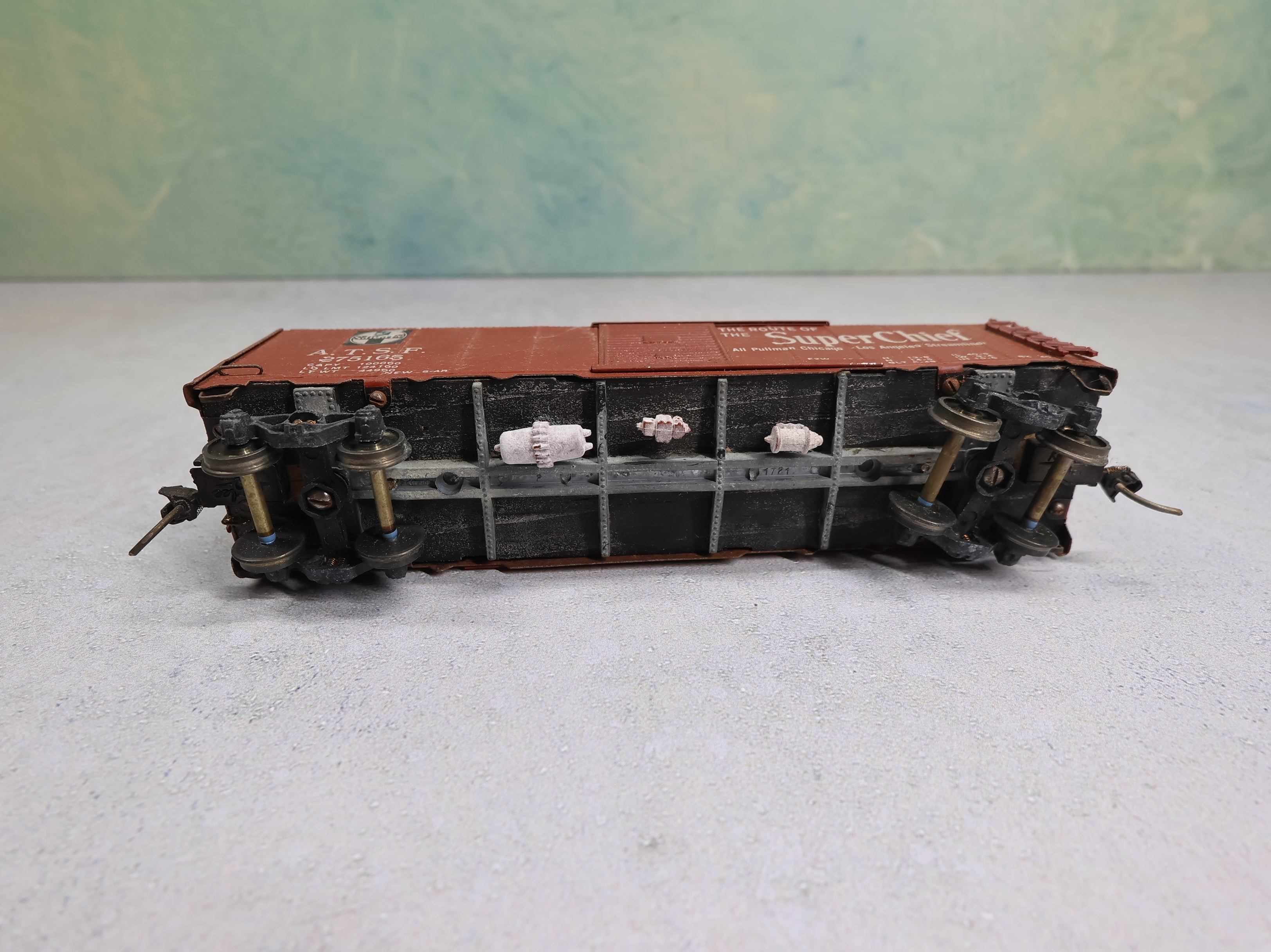 USED Varney HO Scale 40' Steel Box Car Santa Fe ATSF #275165