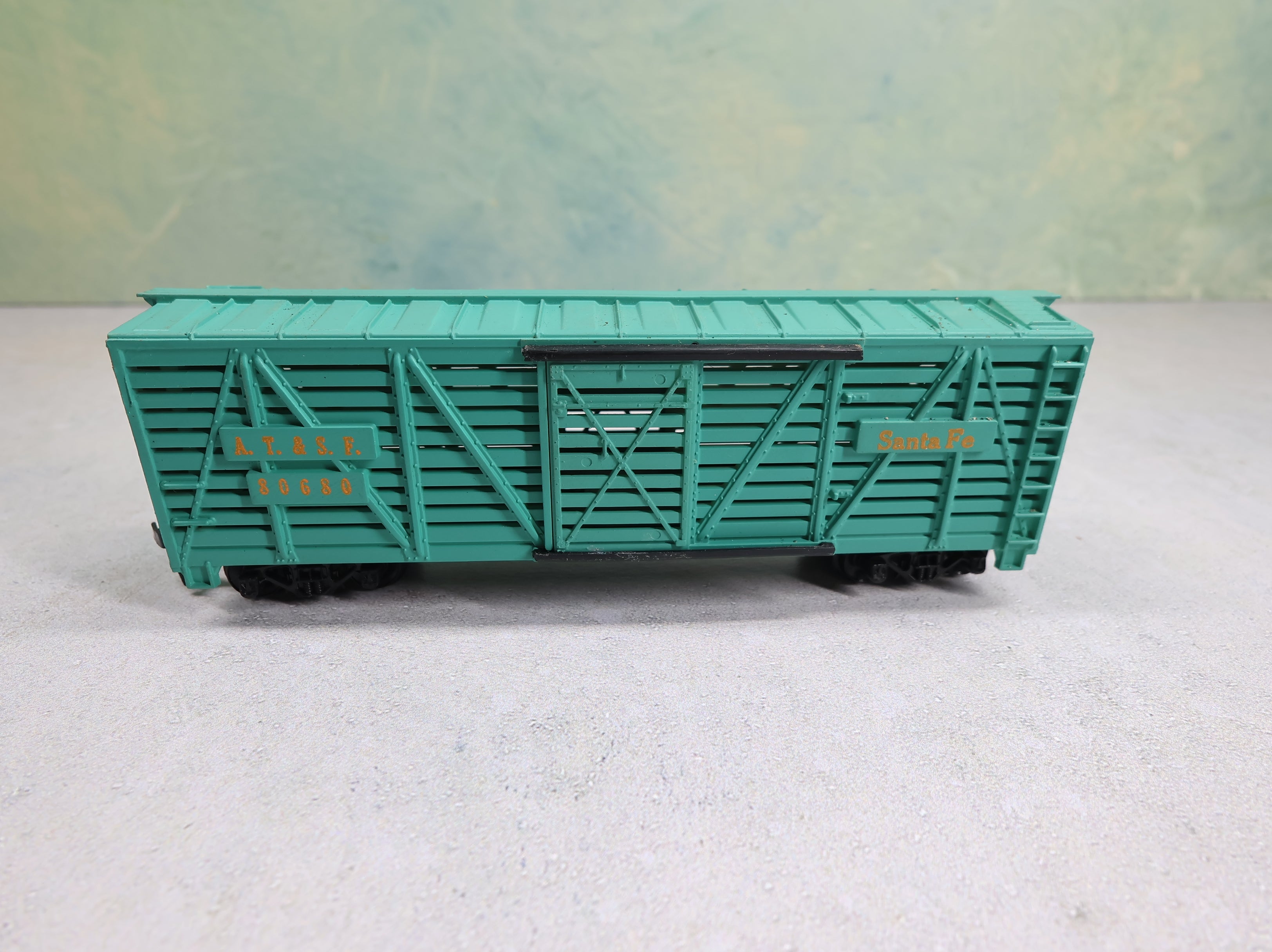 USED Tyco HO Scale 40' Cattle Stock Car Santa Fe ATSF #80680