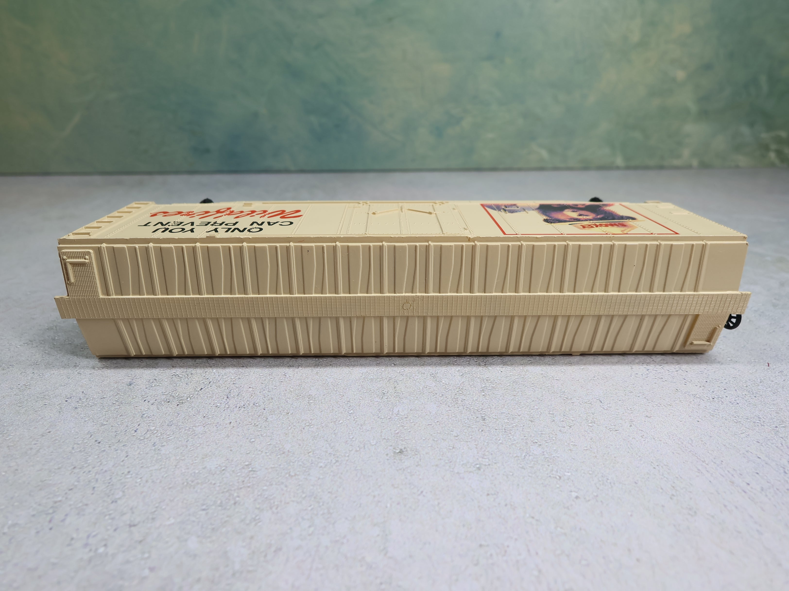 USED Bachmann HO Scale 50' Steel Box Car Smokey The Bear