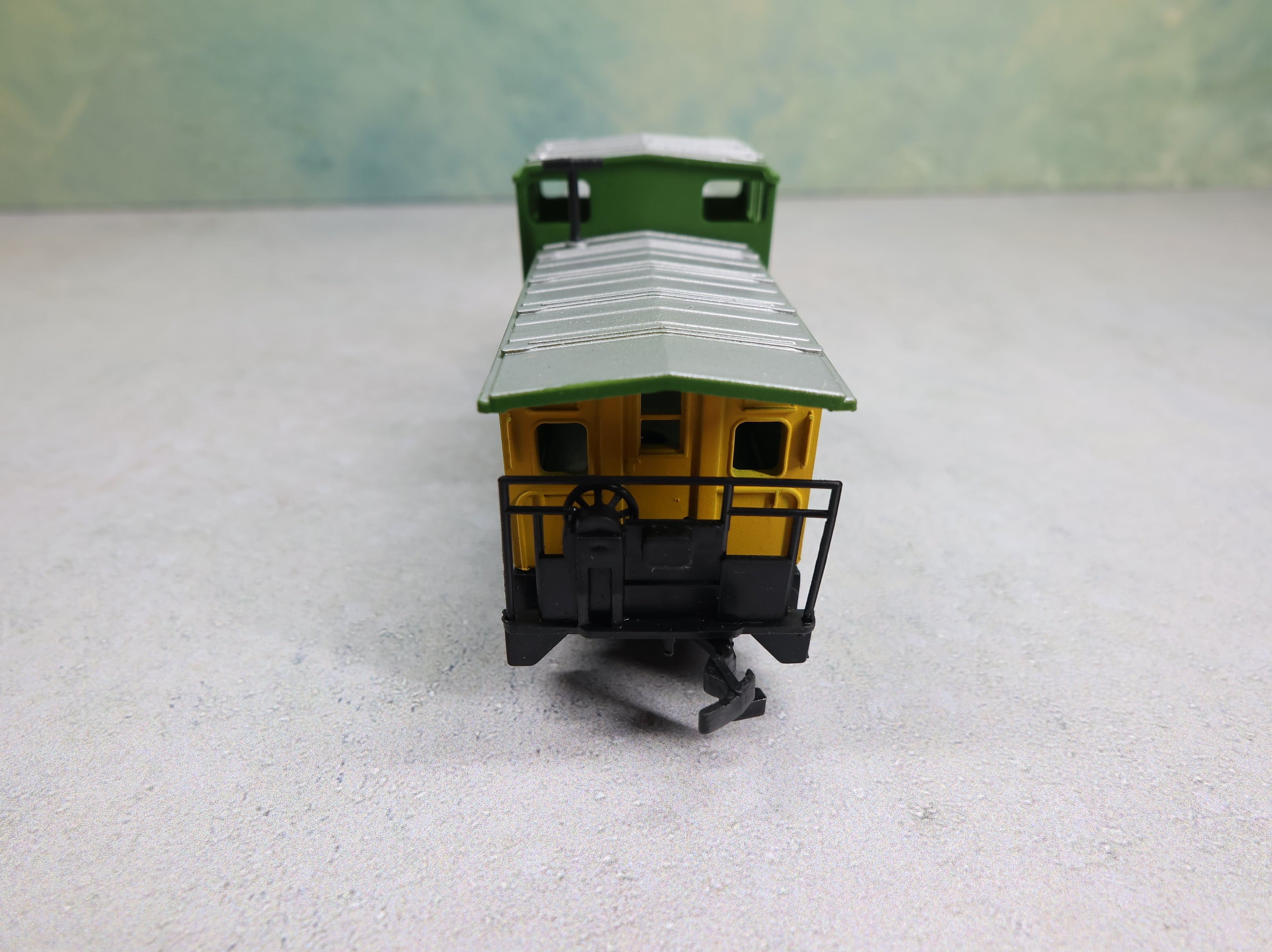 USED Bachmann HO Scale Caboose Burlington Northern BN #11445