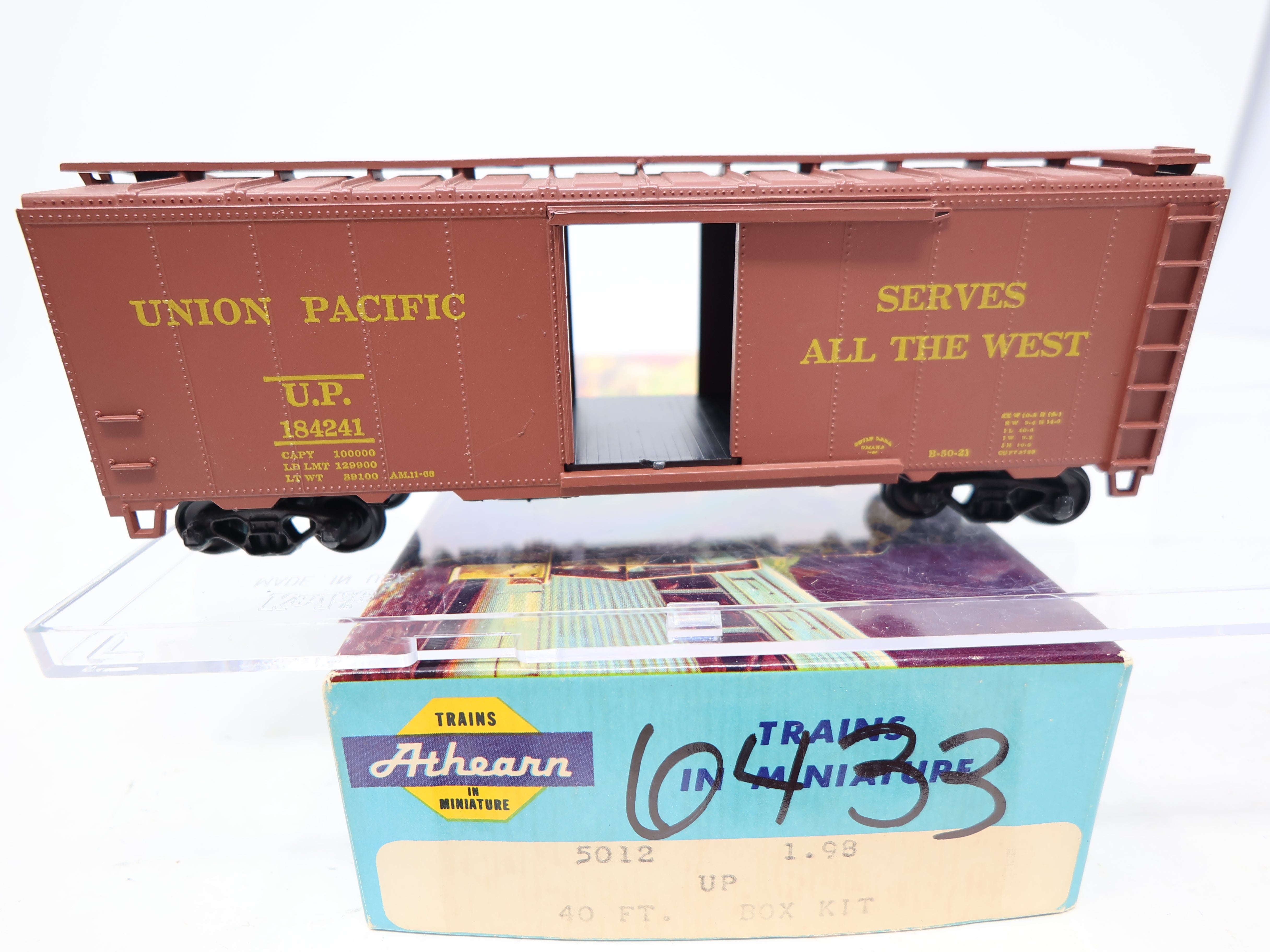 USED Athearn 5012 HO Scale, 40' Box Car, Union Pacific UP #184241