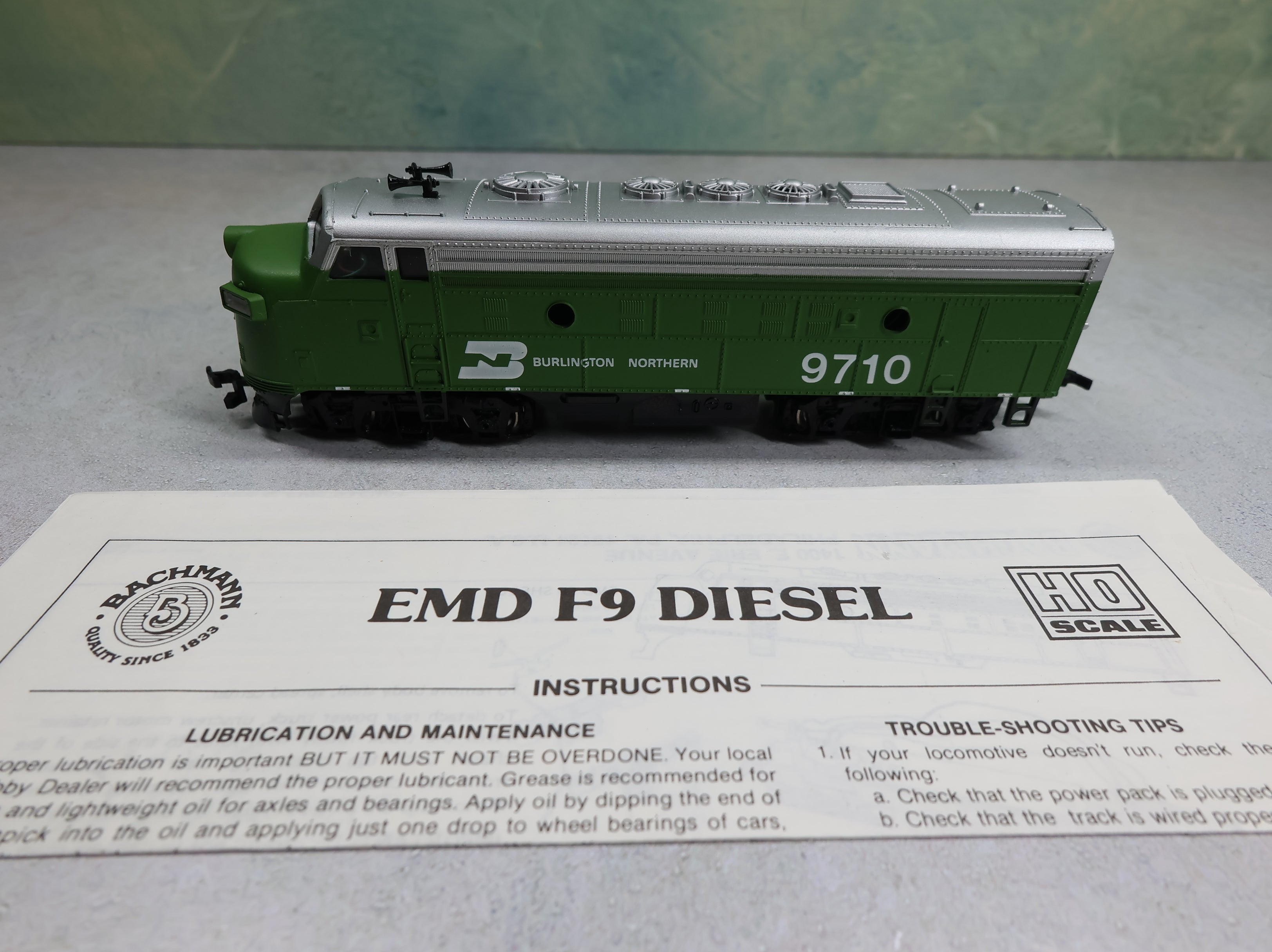 USED Bachmann HO Scale EMD F9A Diesel Locomotive Burlington Northern #9710 Runs Great DC