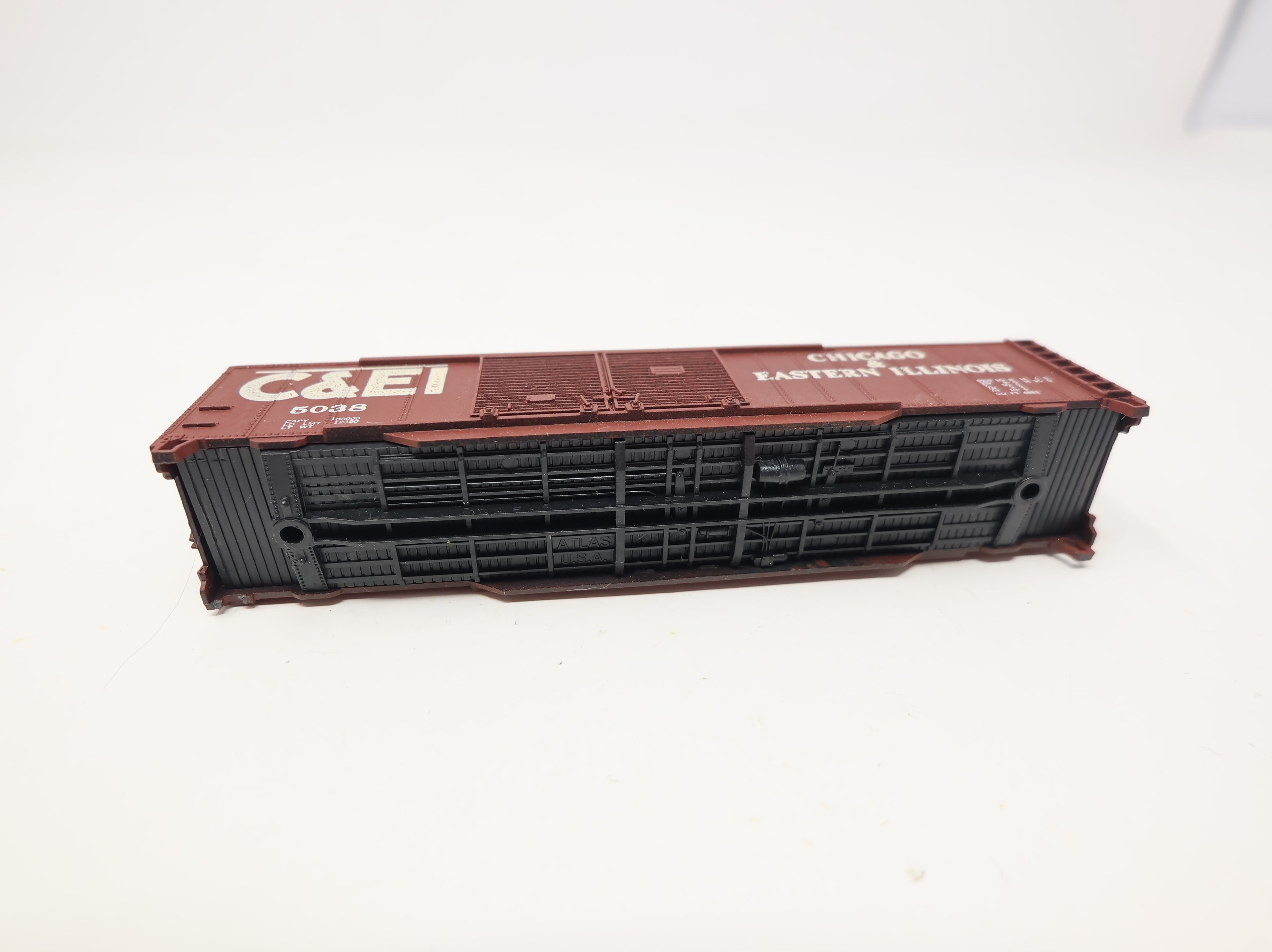 USED Atlas N Scale Double Door Box Car Chicago and Eastern Illinois C&EI #5038 No Trucks/Couplers