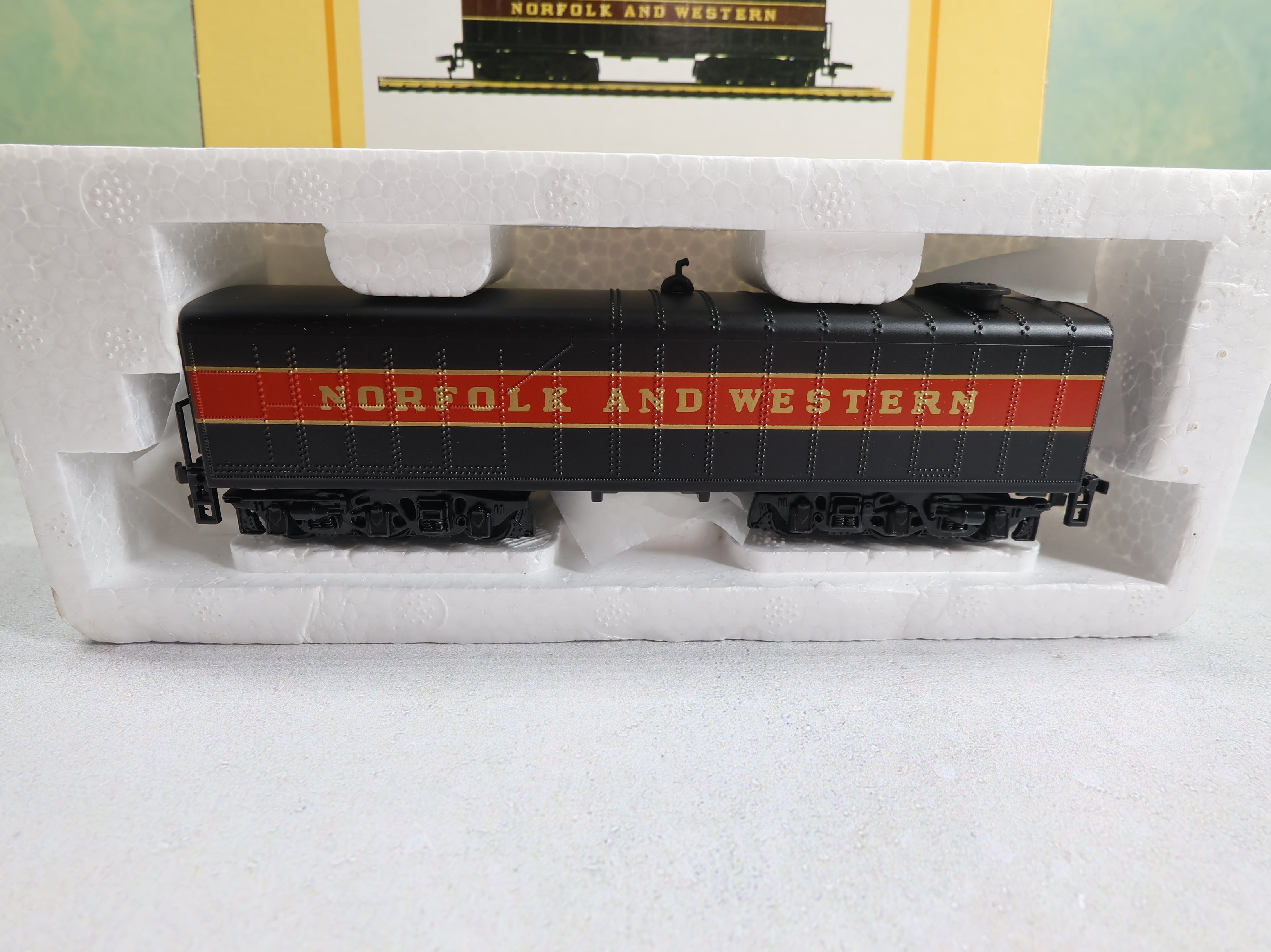 USED Bachmann 79600 HO Scale Auxiliary Water Tender Norfolk & Western