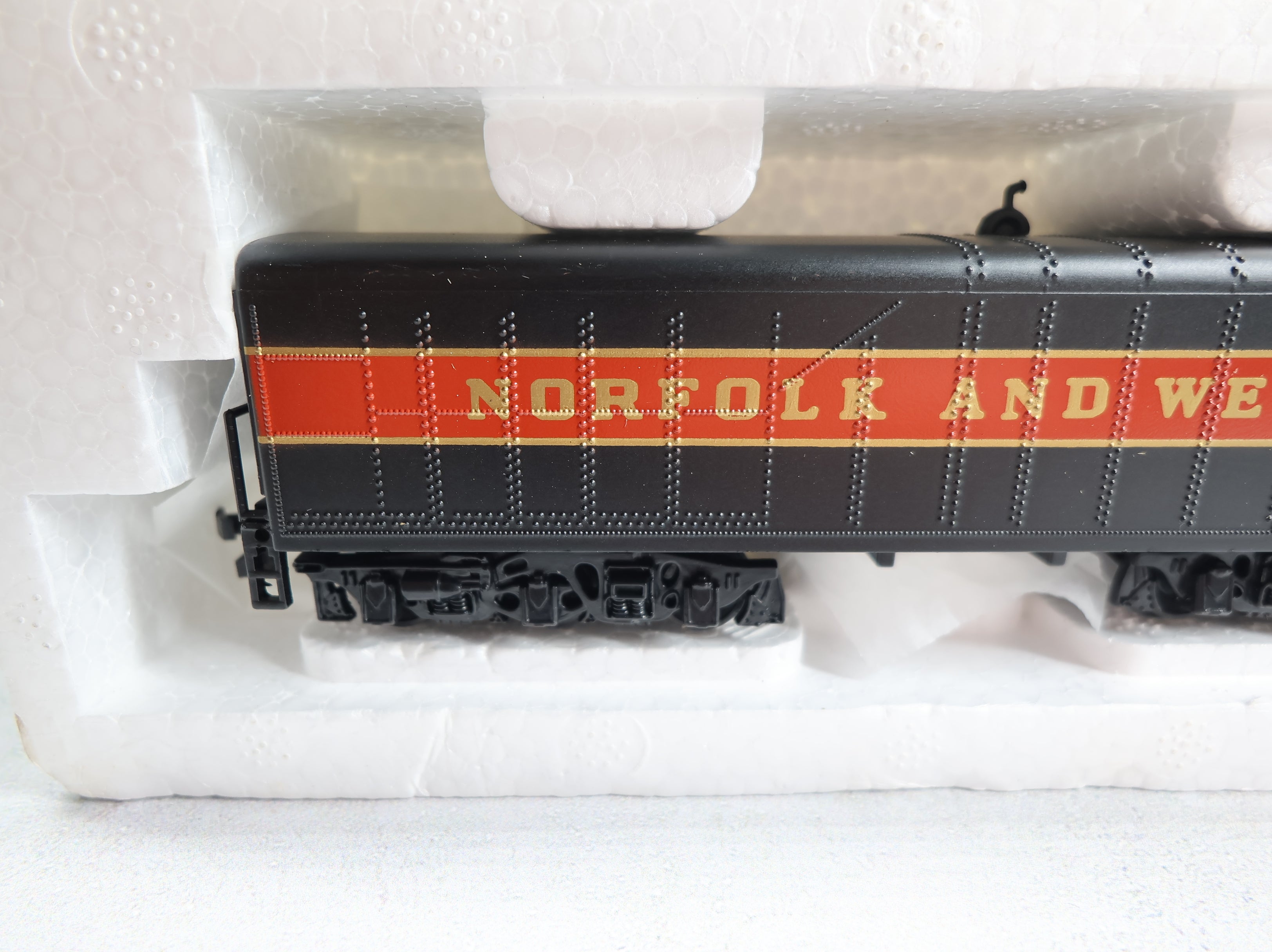 USED Bachmann 79600 HO Scale Auxiliary Water Tender Norfolk & Western