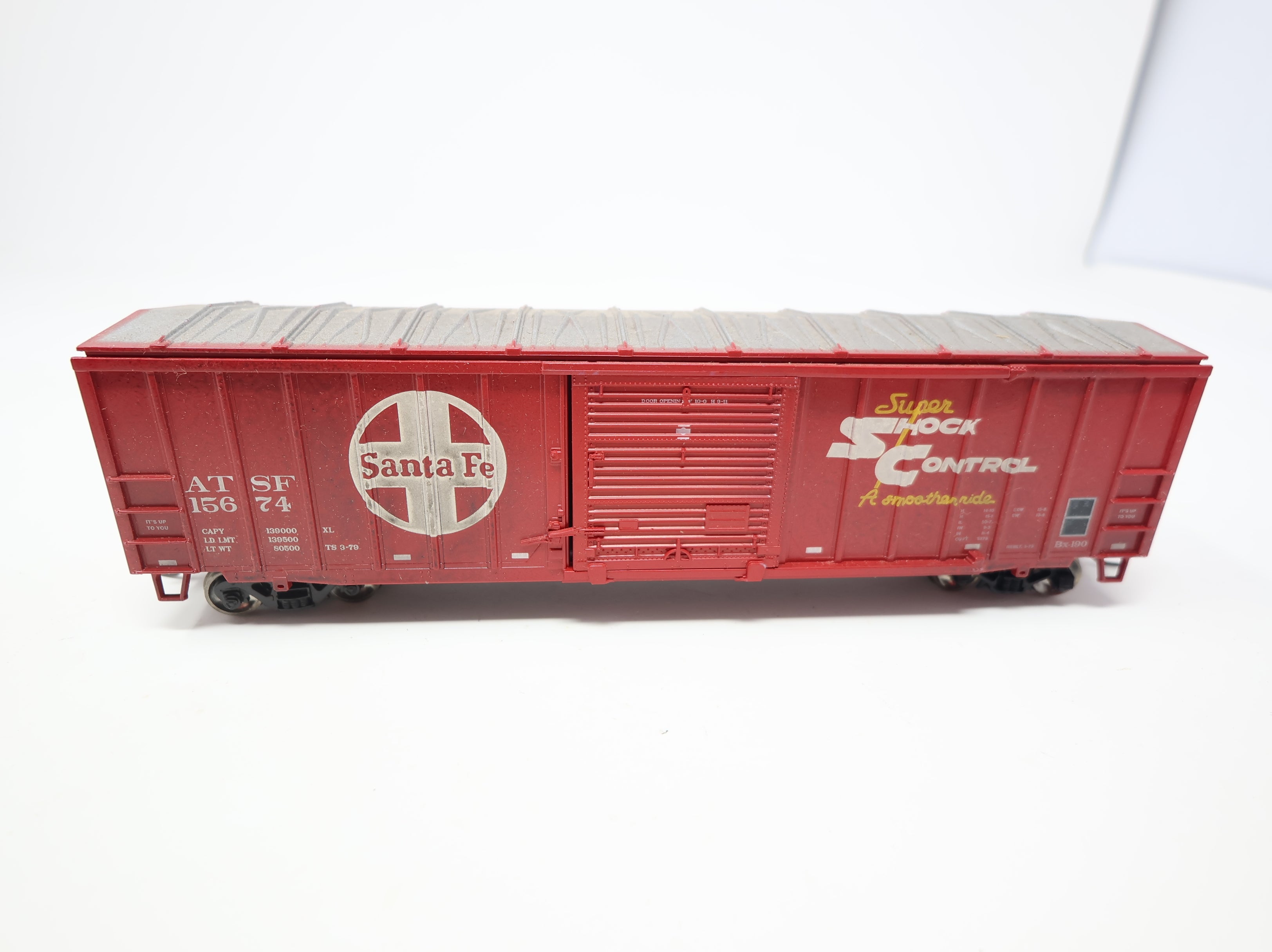 USED Athearn HO Scale 50' Box Car Santa Fe ATSF #15674 Weathered