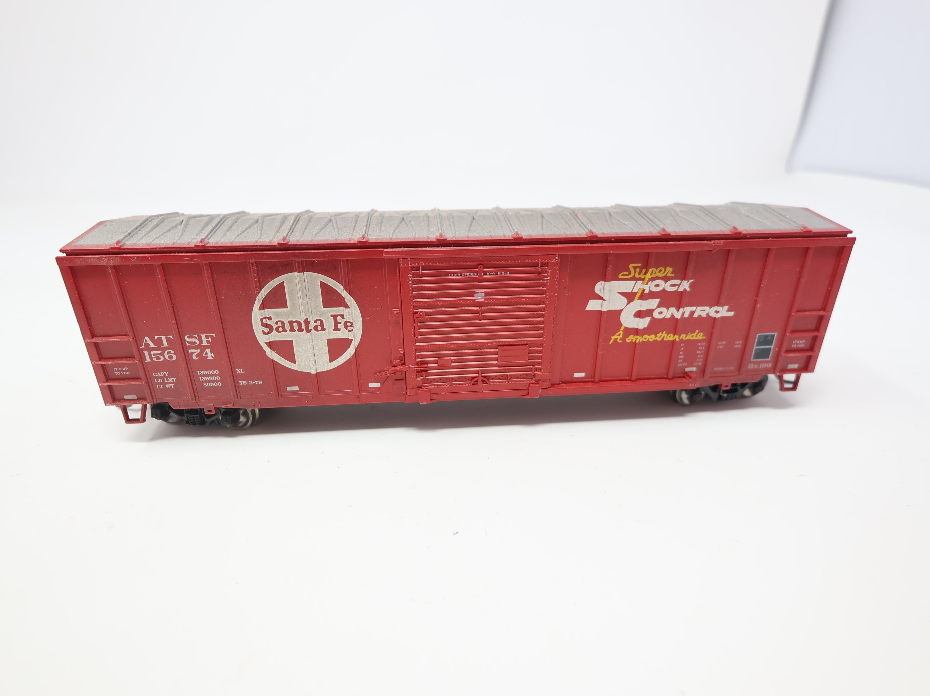 USED Athearn HO Scale 50' Box Car Santa Fe ATSF #15674 Weathered