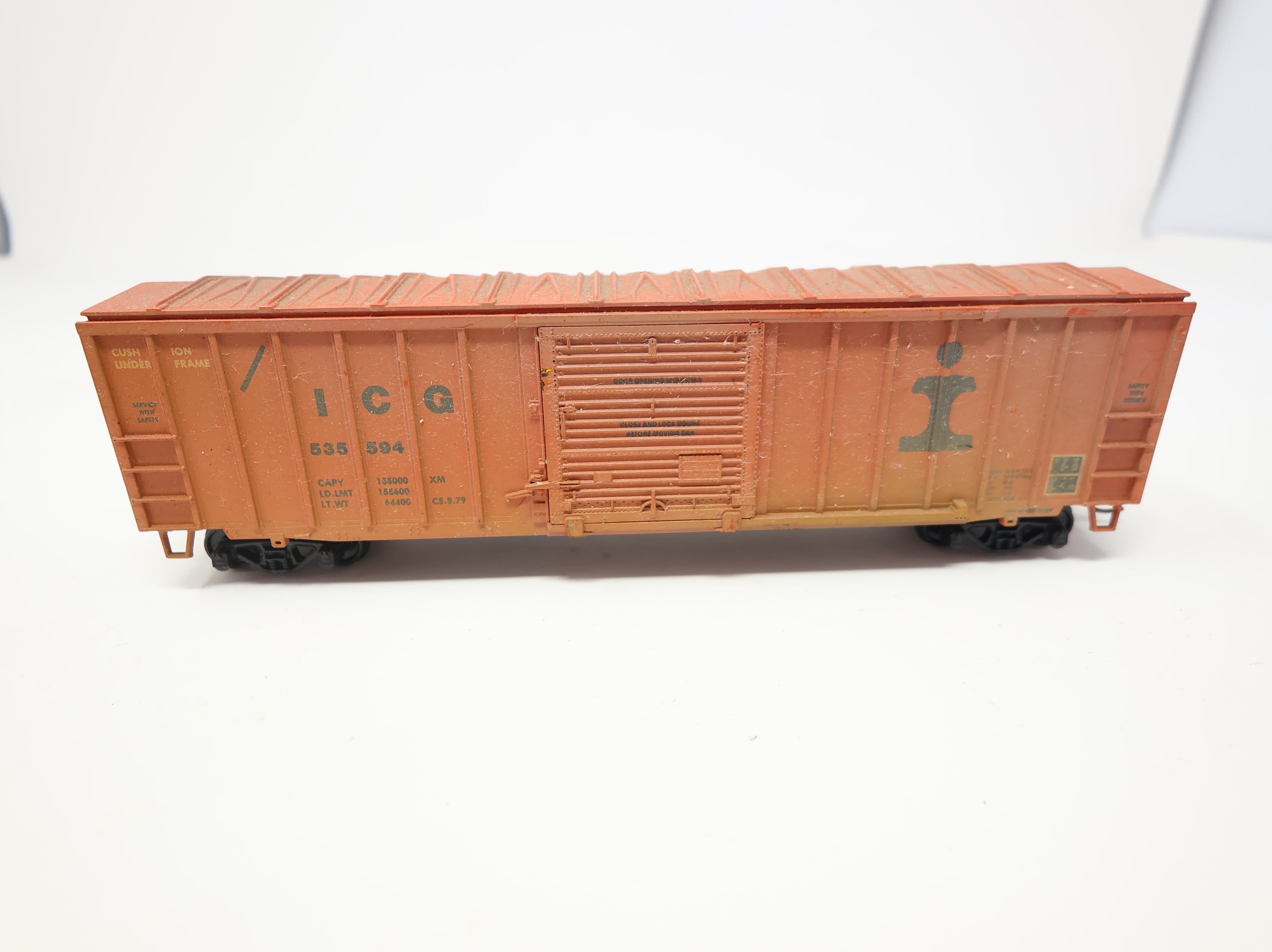 USED Athearn HO Scale 50' Box Car Illinois Central Gulf ICG #535594 Weathered