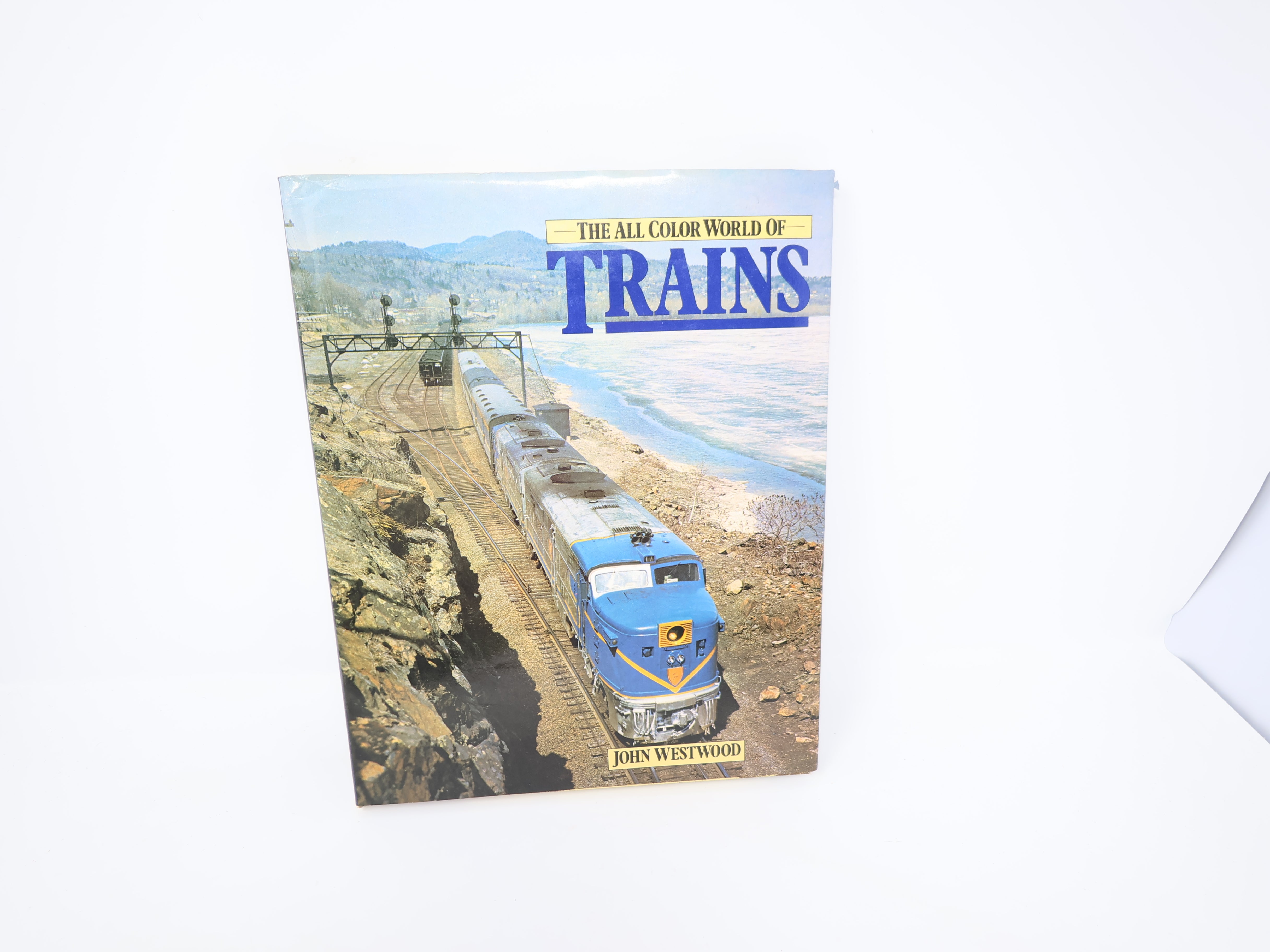 USED , The All Color World of Trains John Westwood Book