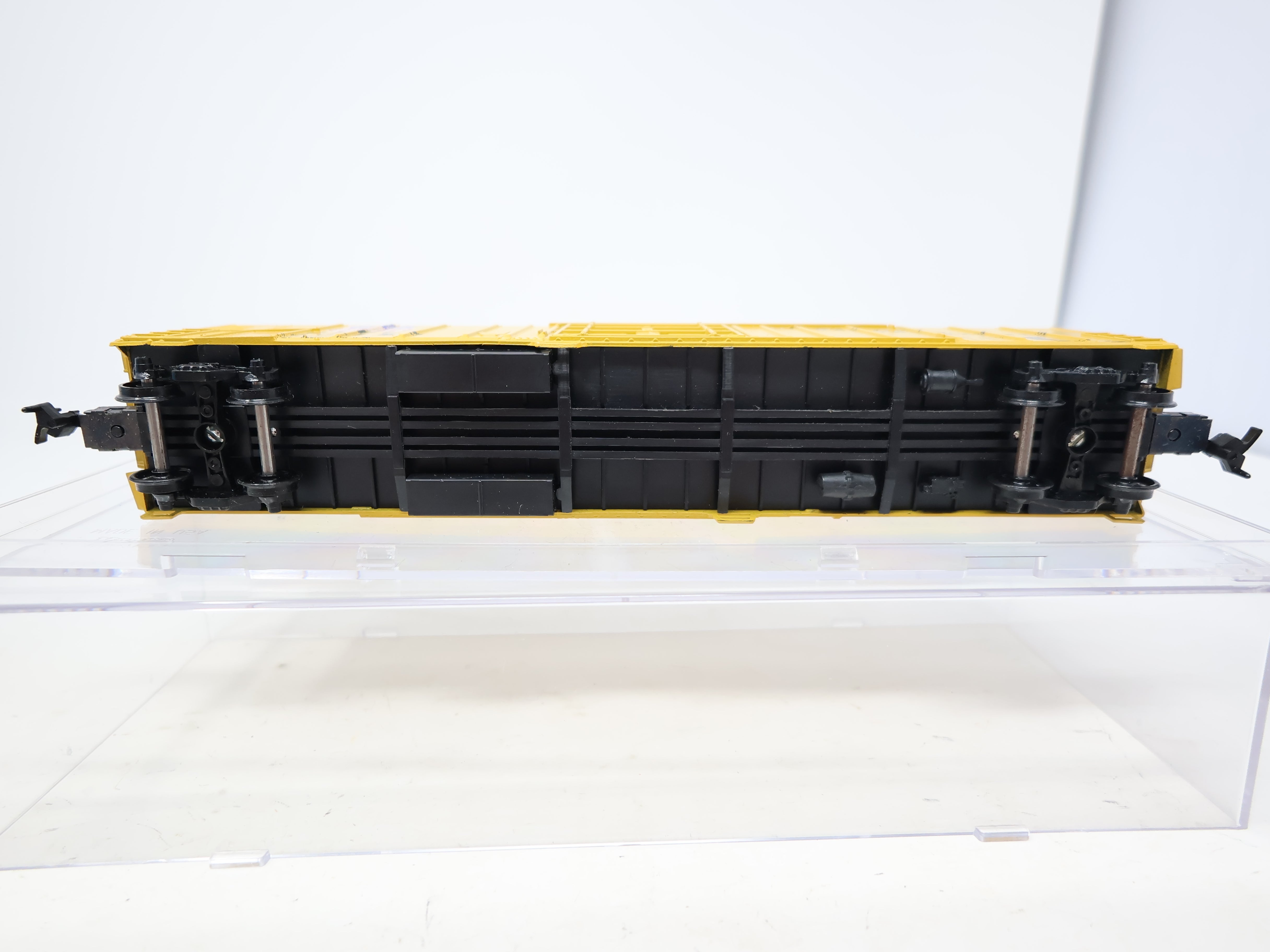 USED Athearn 5467 HO Scale, 57' Mechanical Reefer Box Car, Union Pacific UPFE #460185