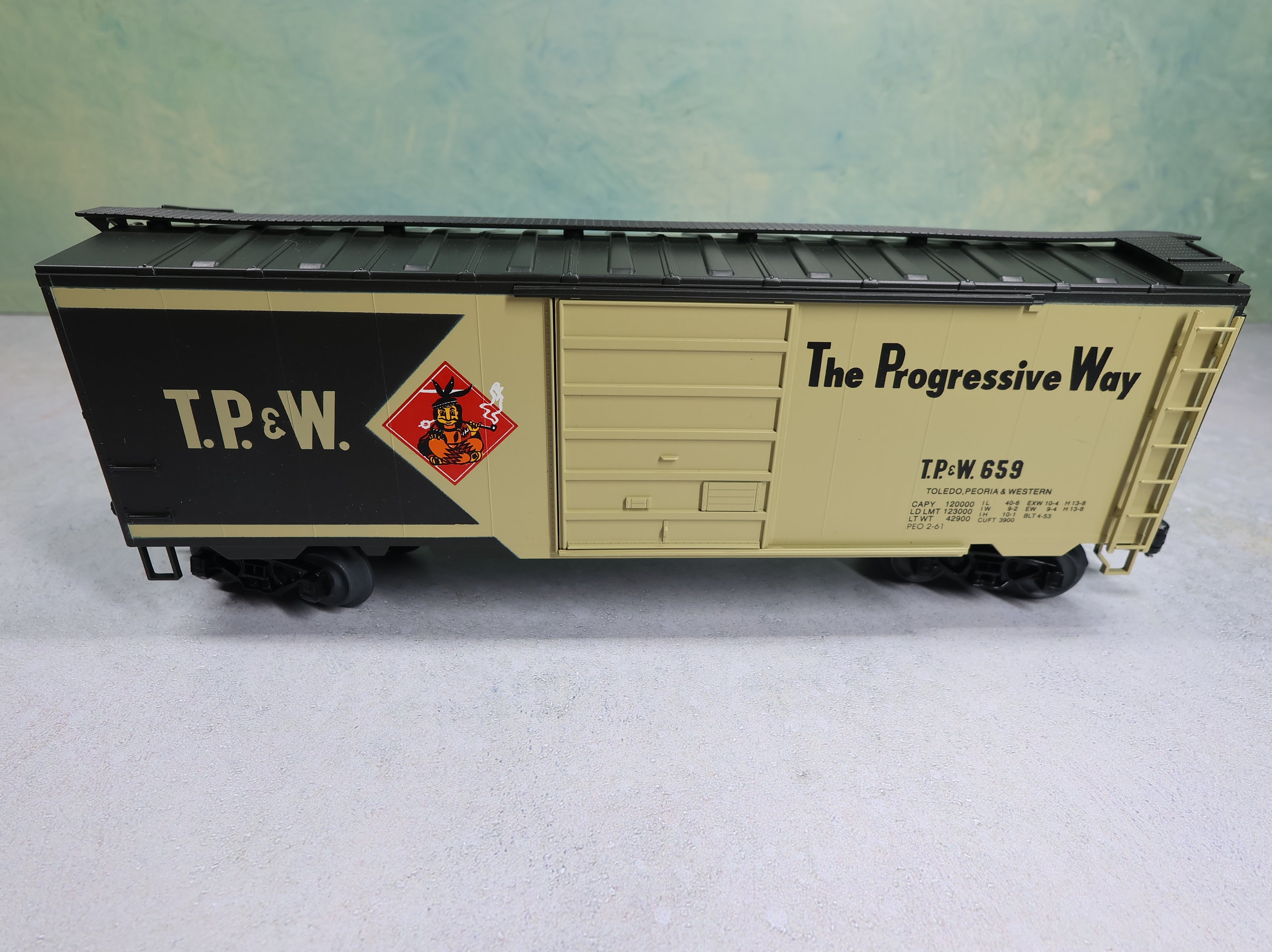 USED Weaver O 40' PS-1 Box Car Toledo Peoria & Western TP&W #659