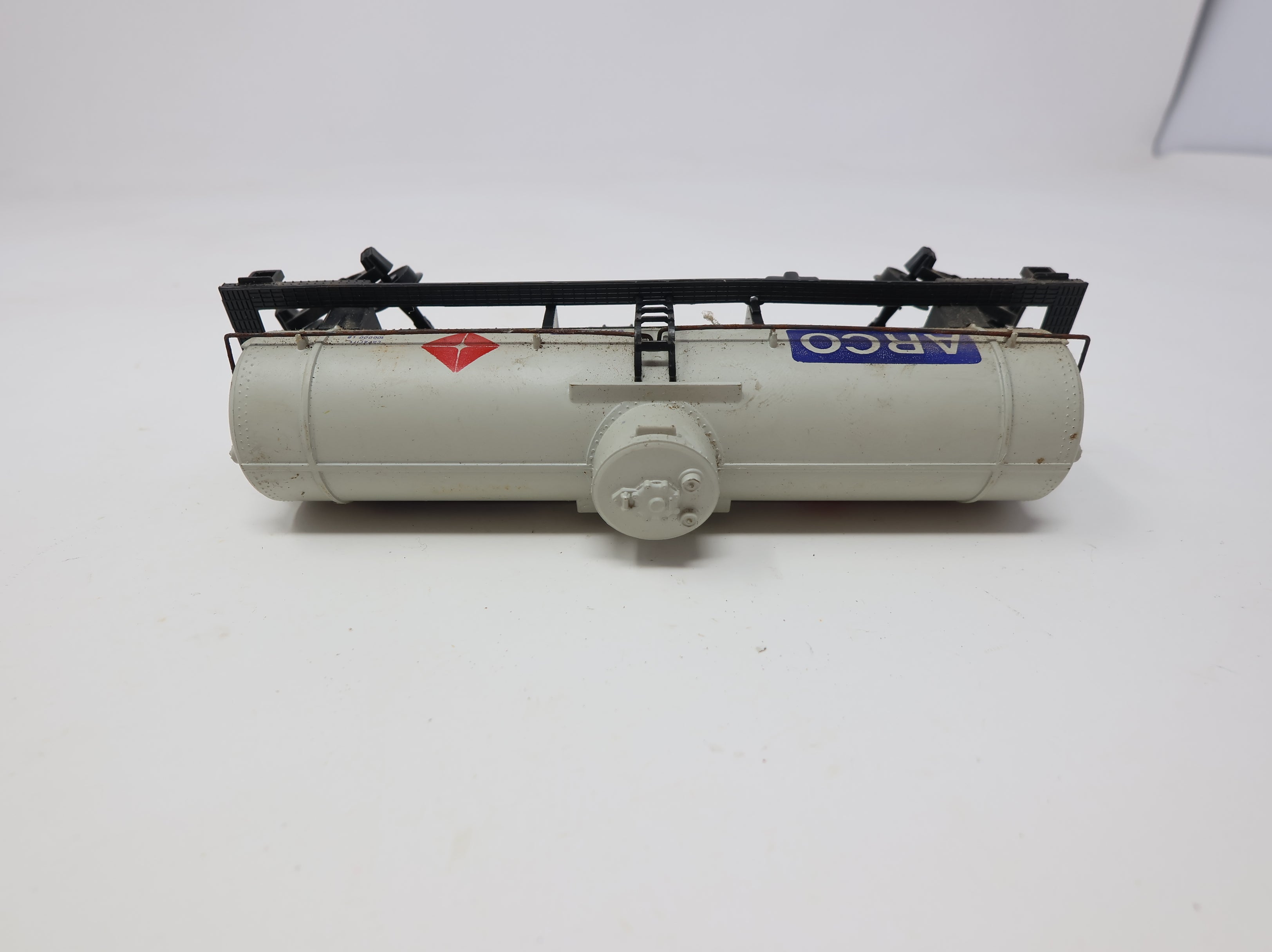 USED Tyco HO Scale Single Dome Tank Car Arco GATX #697012