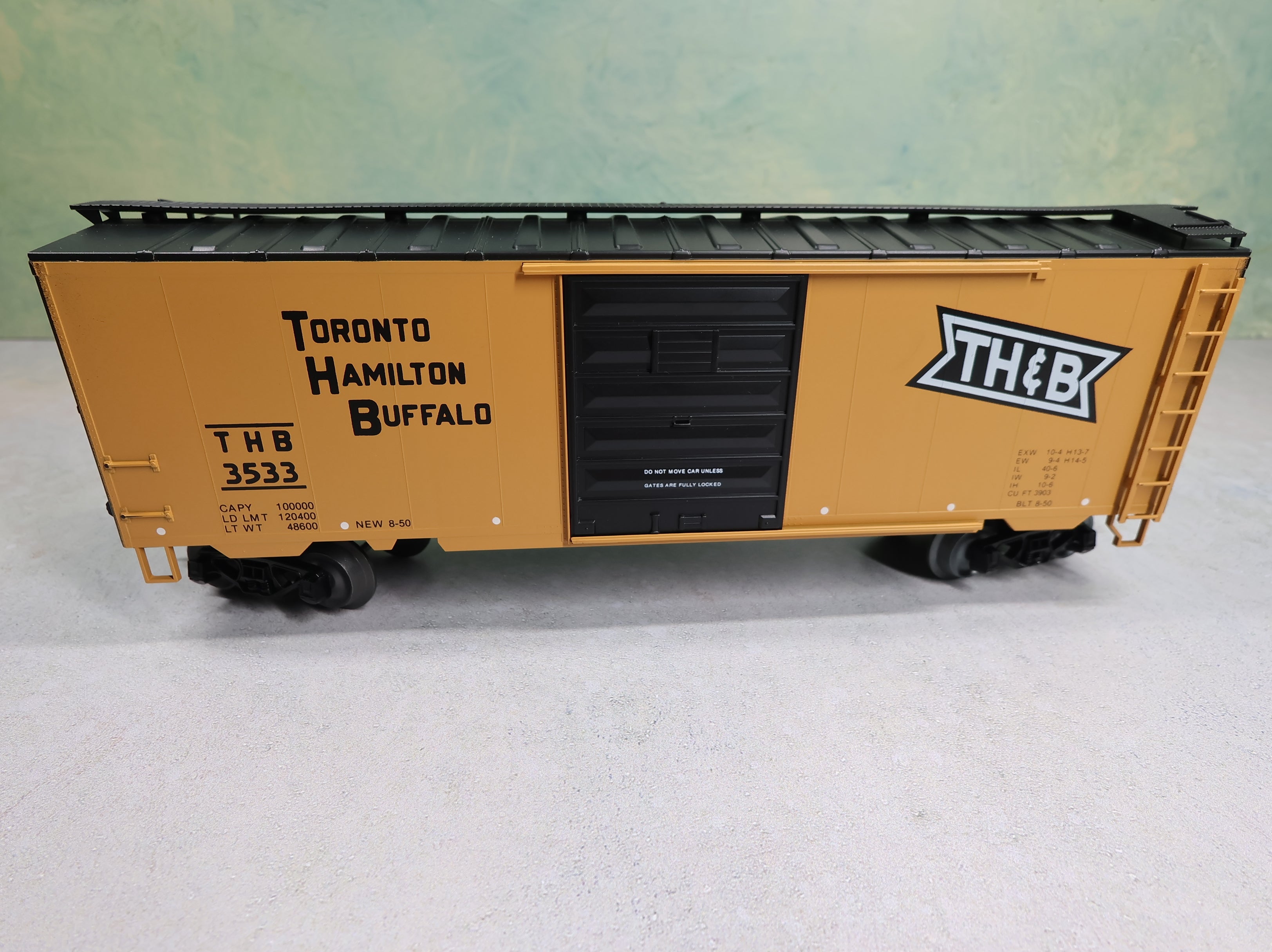 USED Weaver O 40' PS-1 Box Car Toronto Hamilton & Buffalo THB #3533