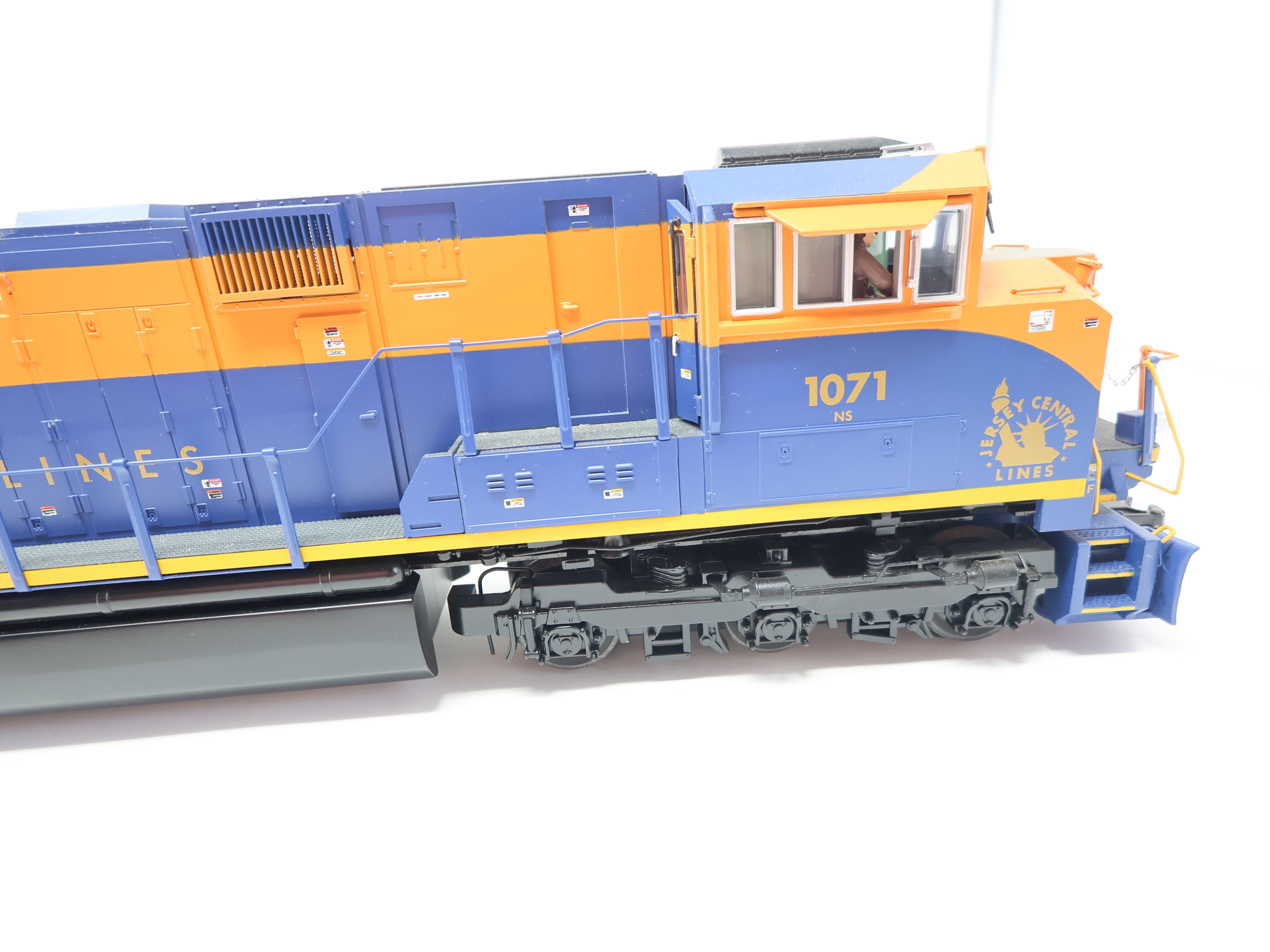 USED MTH Premier 20-20269-1 O, SD70ACE NS Heritage Diesel Locomotive, Jersey Central #1071 (Proto-Sound 3.0)