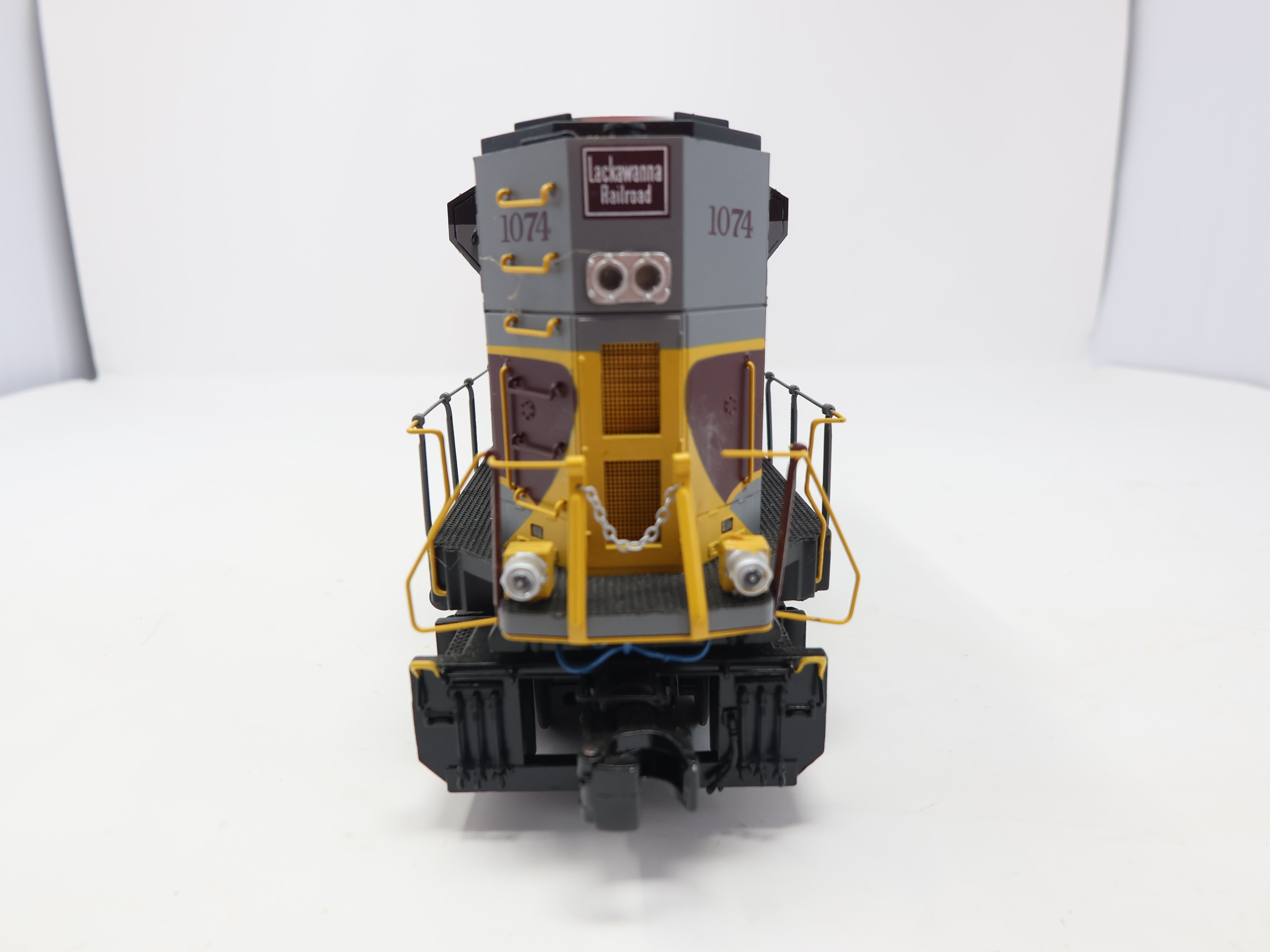 USED MTH Premier 20-20259-1 O, SD70ACE NS Heritage Diesel Locomotive, Lackawanna #1074 (Proto-Sound 3.0)
