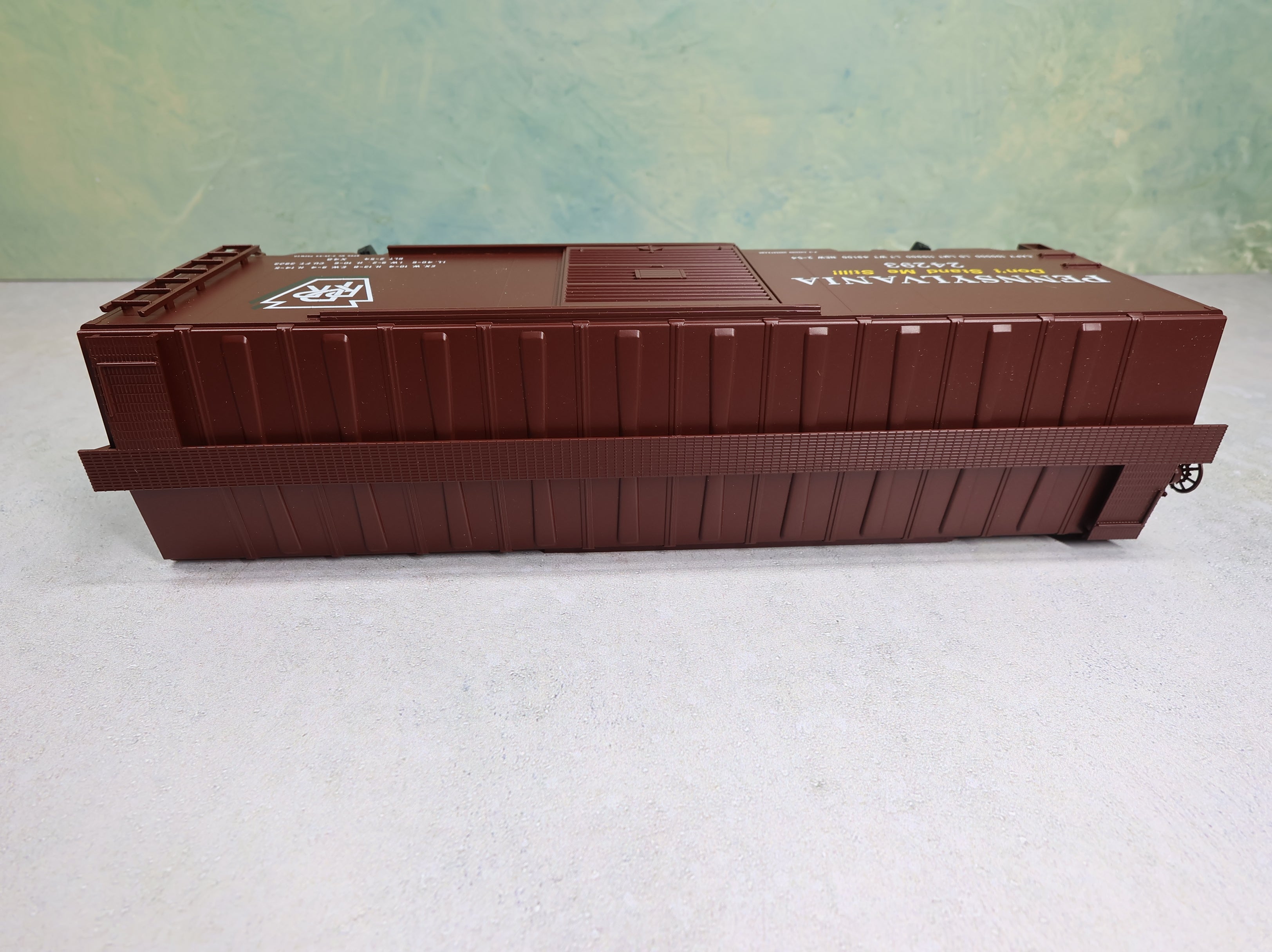 USED Weaver O 40' PS-1 Box Car Pennsylvania #24293