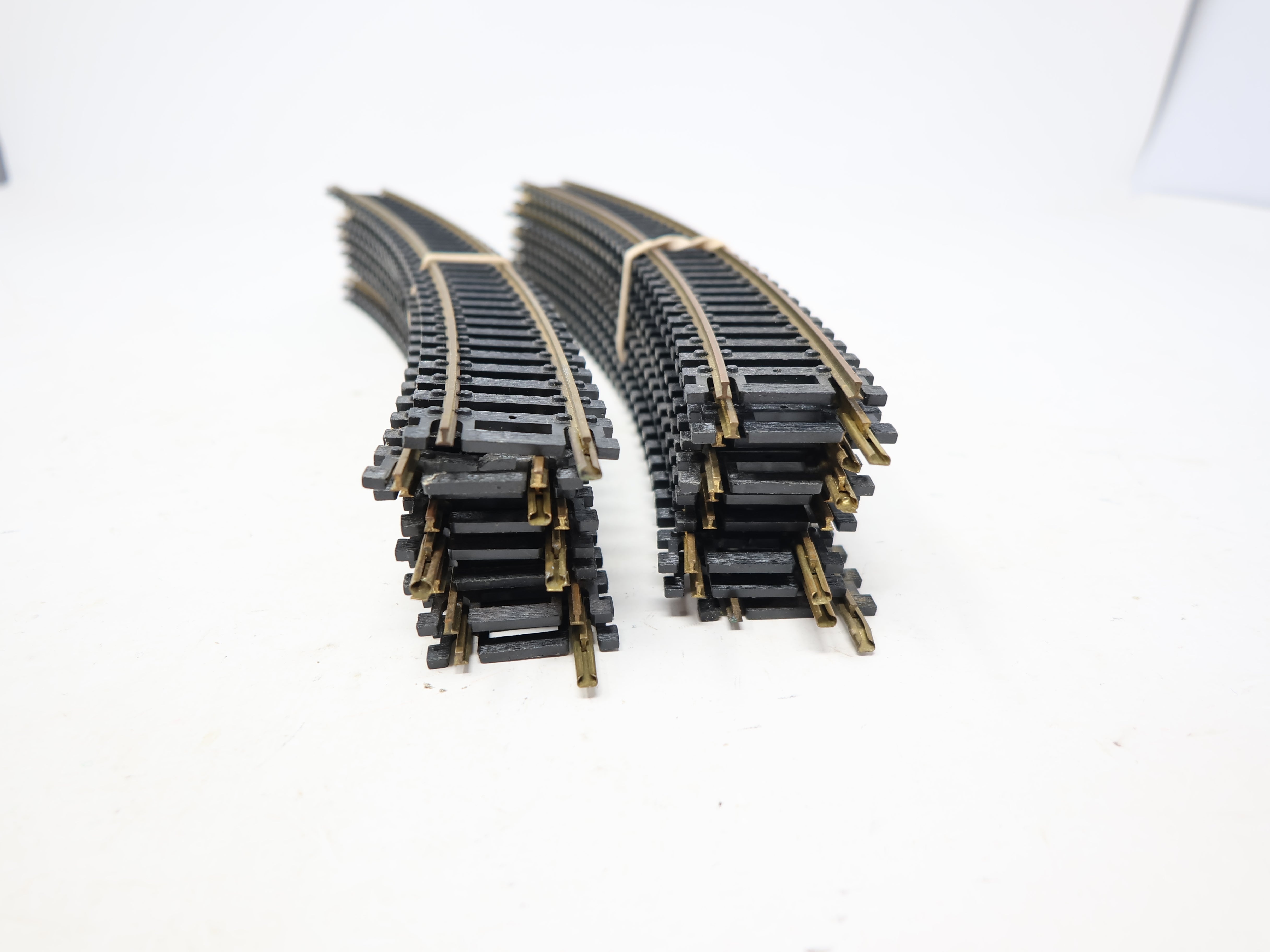 USED Tyco HO Scale, Lot of 18"R Track (17pieces) Brass, Code 100