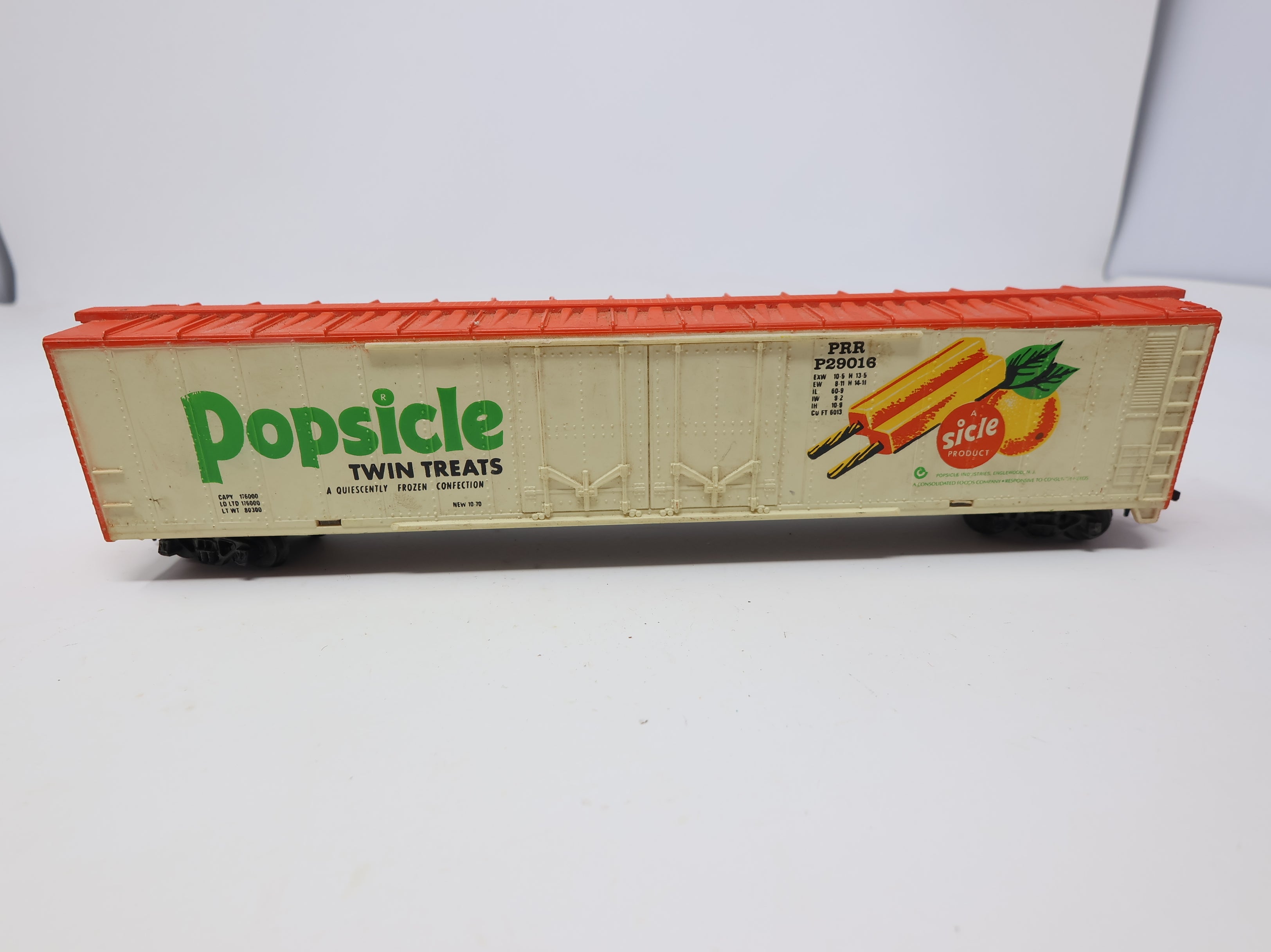 USED Tyco HO Scale 60' Billboard Box Car Popsicle PRR #P29016