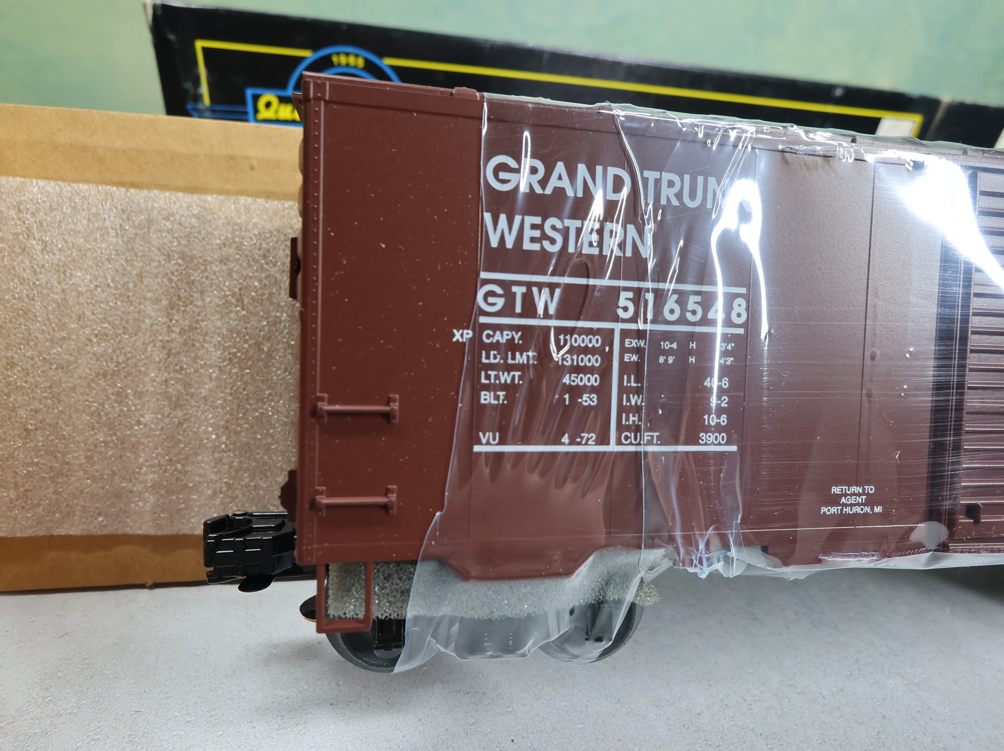 USED Weaver O 40' PS-1 Box Car Grand Trunk Western GTW #516548 Sealed