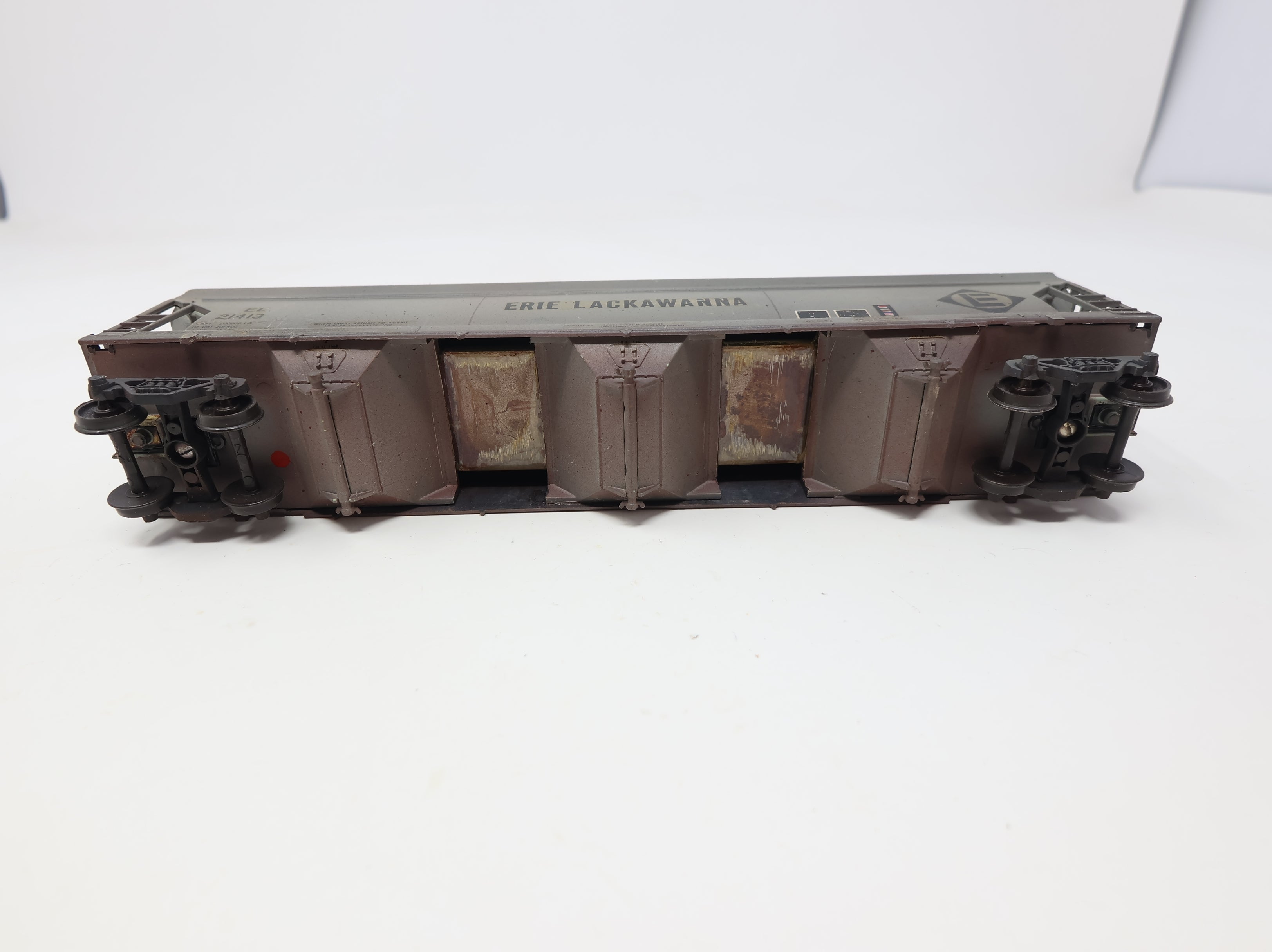 USED Athearn HO Scale ACF Centerflow Covered Hopper Erie Lackawanna EL #21413 Decal & Weathered