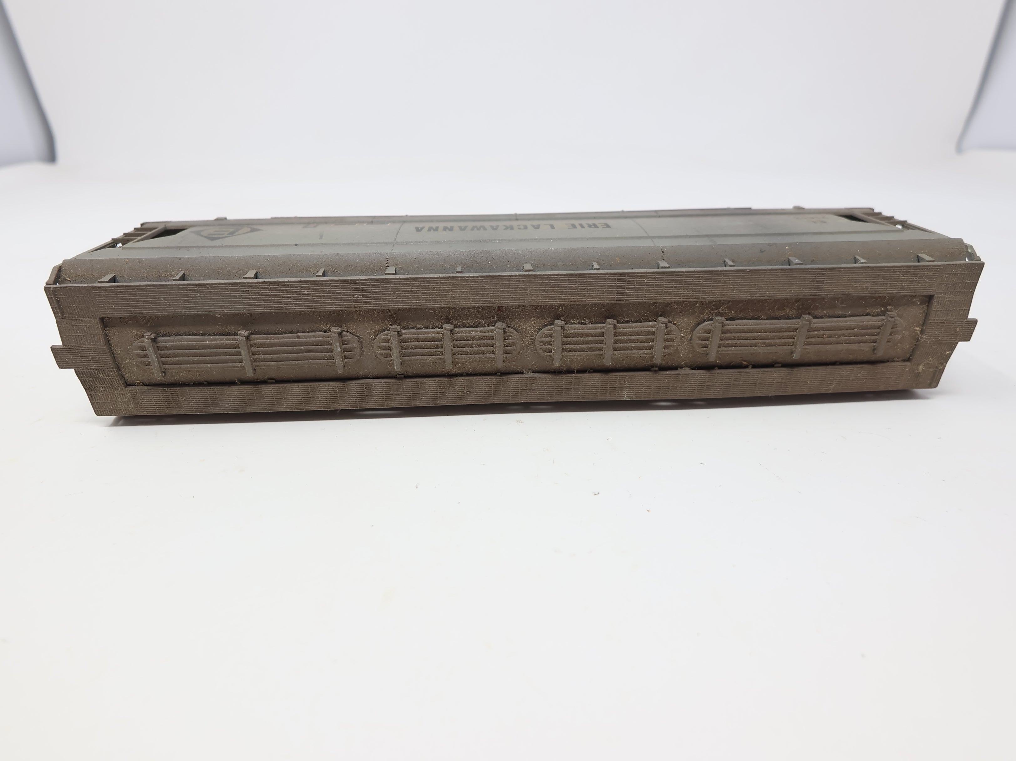 USED Athearn HO Scale ACF Centerflow Covered Hopper Erie Lackawanna EL #21413 Decal & Weathered