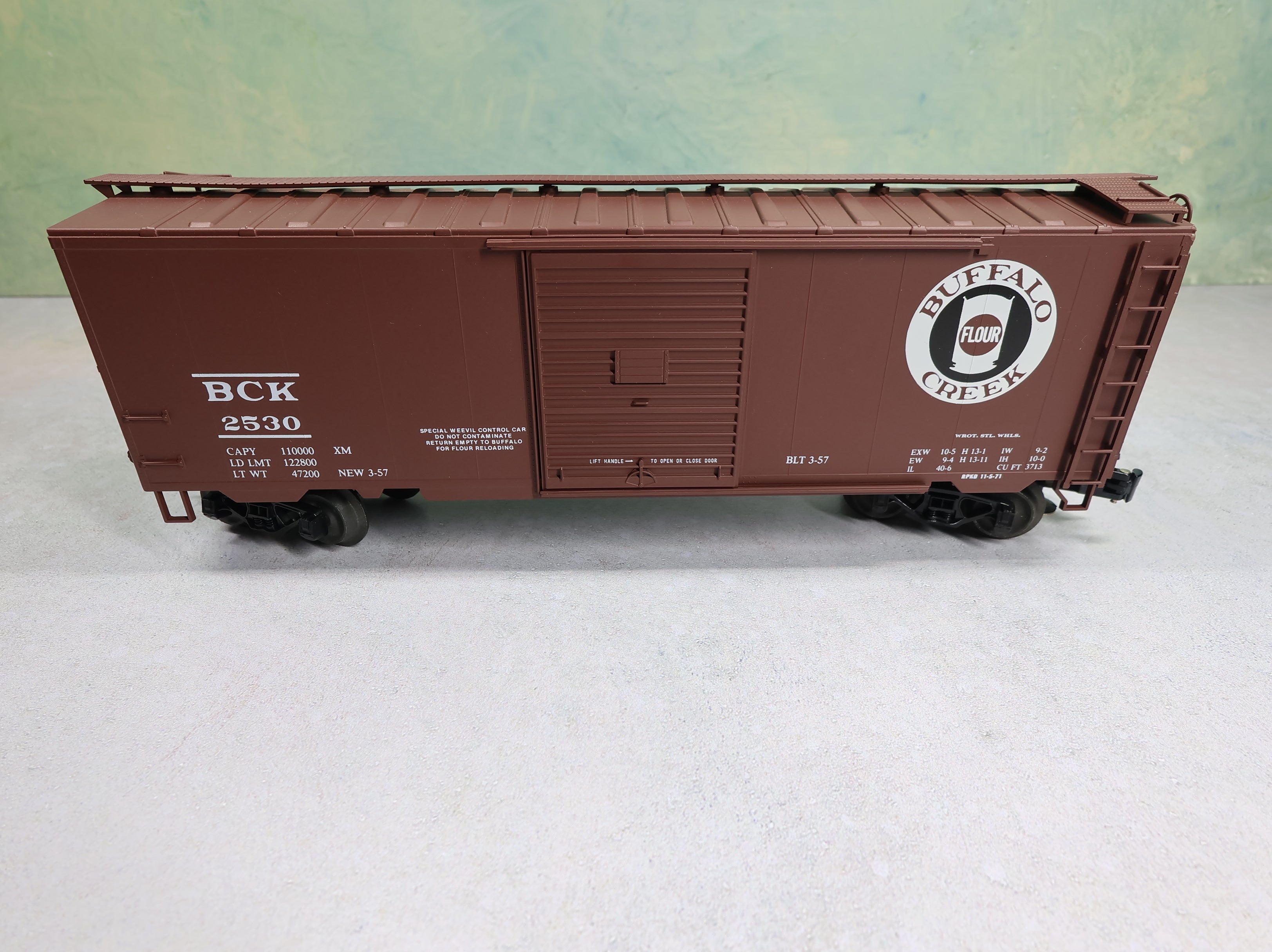 USED Weaver O 40' PS-1 Box Car Buffalo Creek Railroad BCK #2530 Bev-Bel