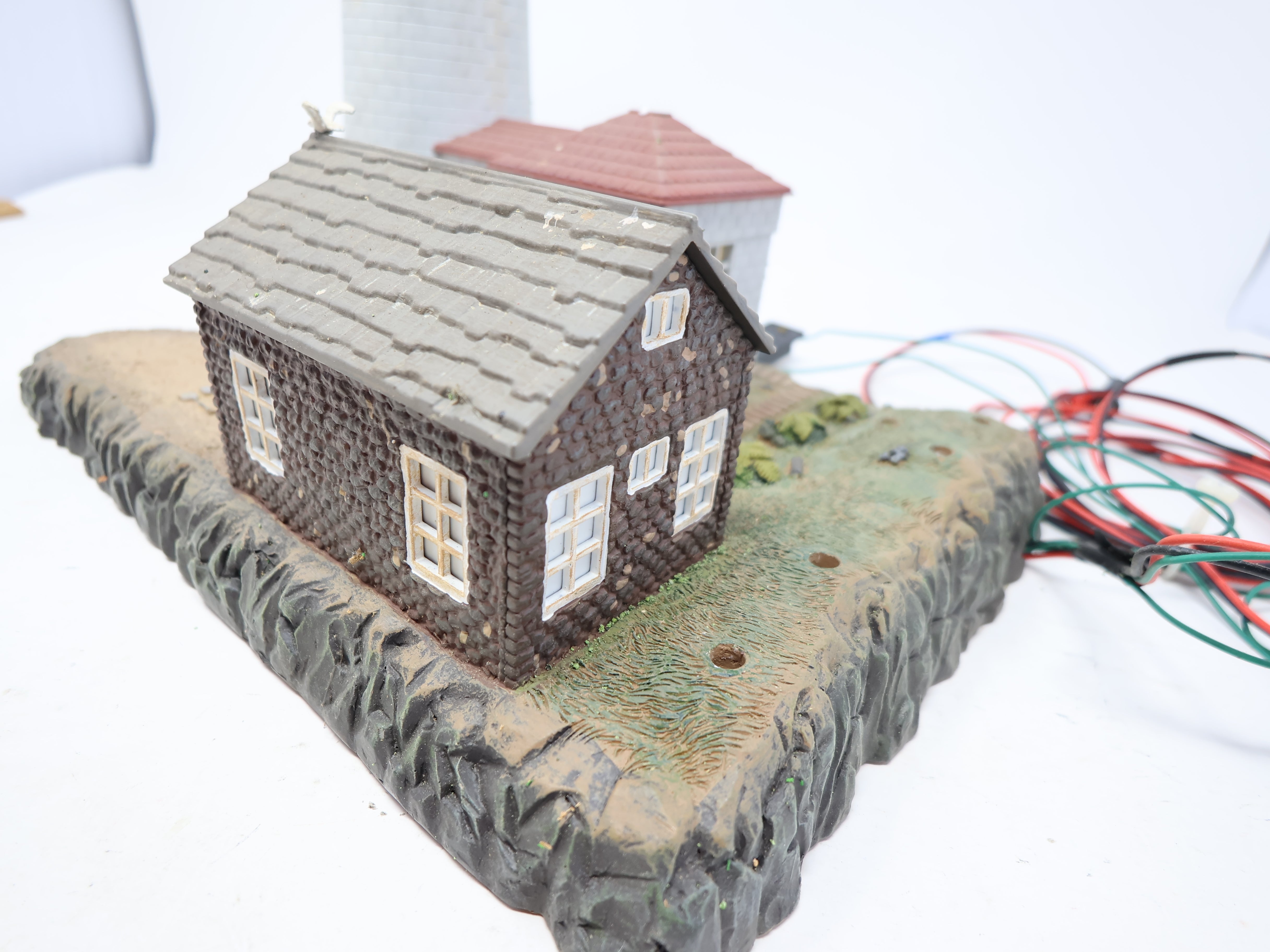 USED Lionel 6-24119 O, Big Bay Lighthouse