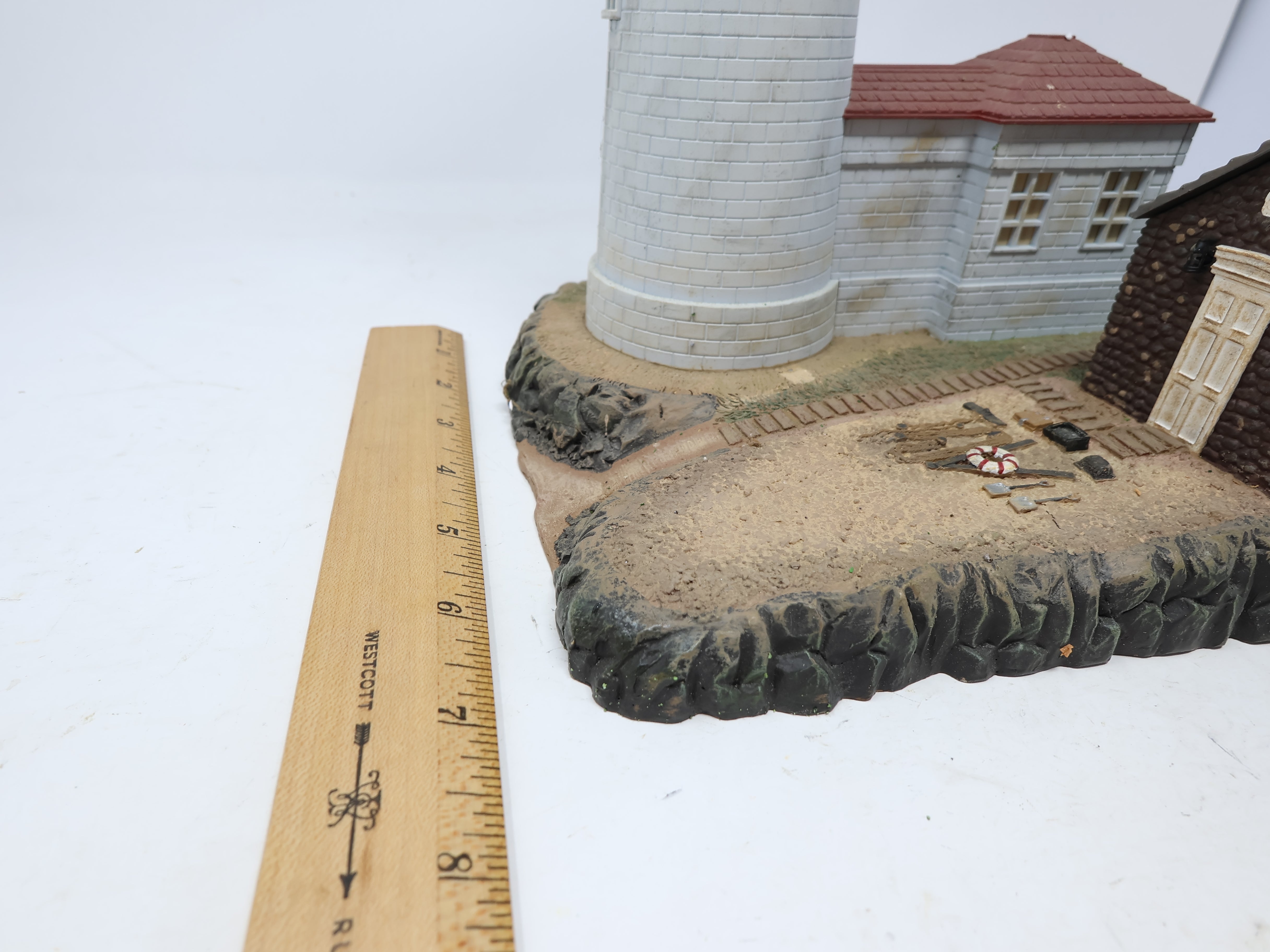 USED Lionel 6-24119 O, Big Bay Lighthouse