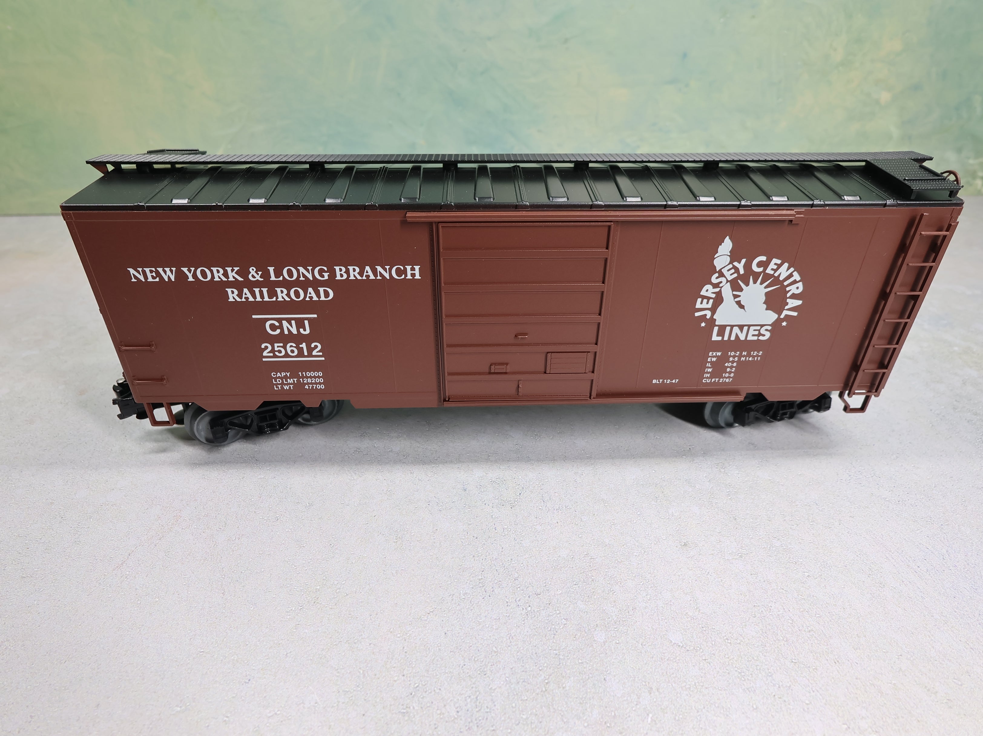 USED Weaver O 40' PS-1 Box Car Jersey Central CNJ #25612 New York & Long Branch