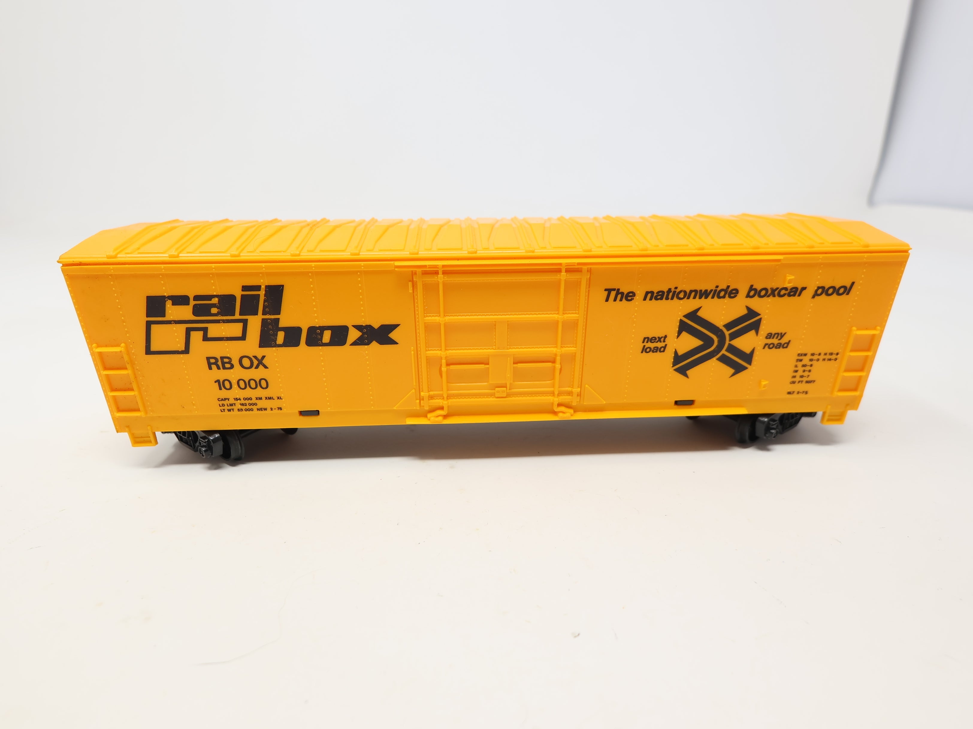 USED HO Scale 50' Box Car Railbox RBOX #10000