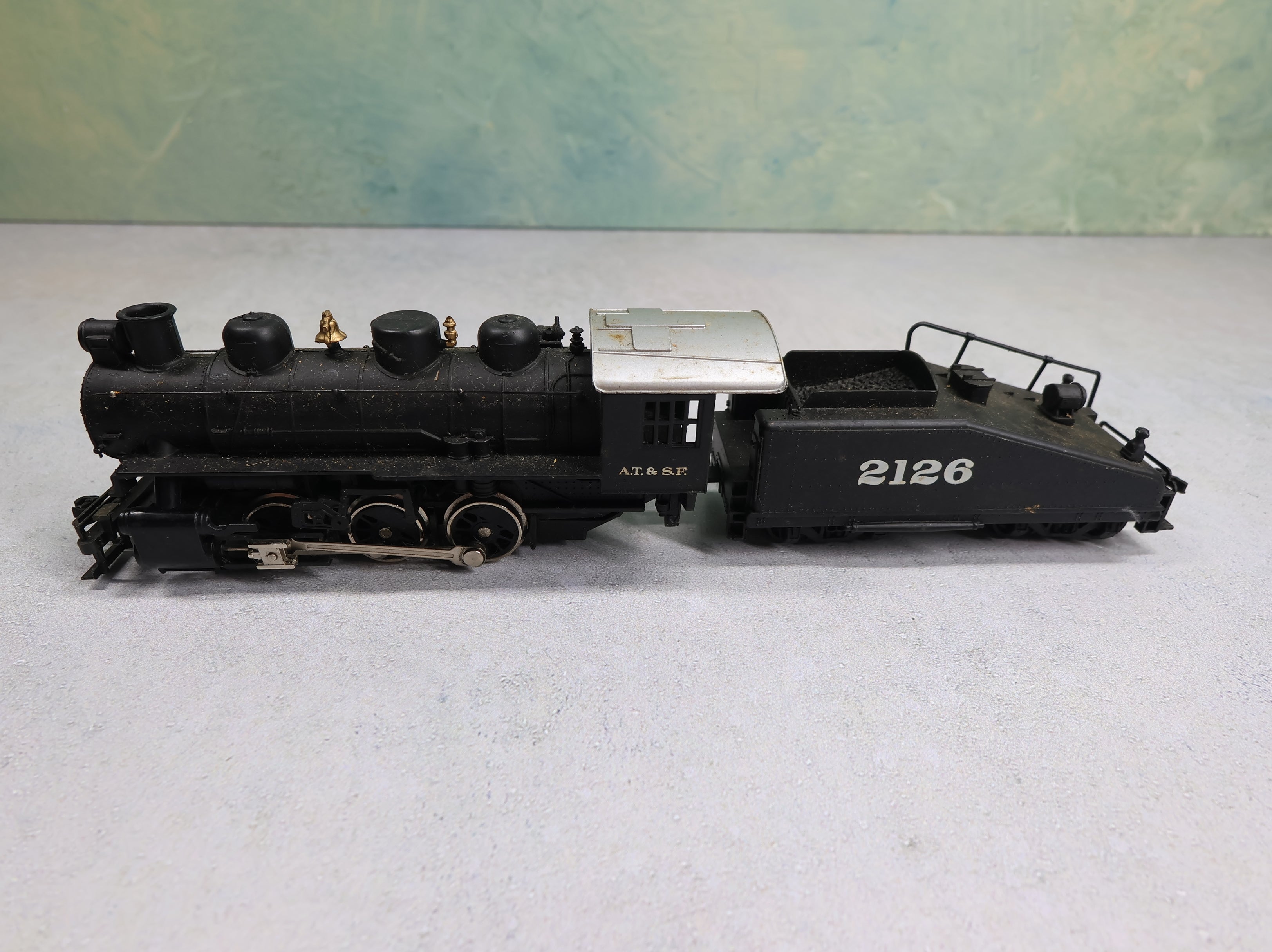 USED Bachmann HO Scale USRA 0-6-0 Steam Locomotive Santa Fe ATSF #2126 DC