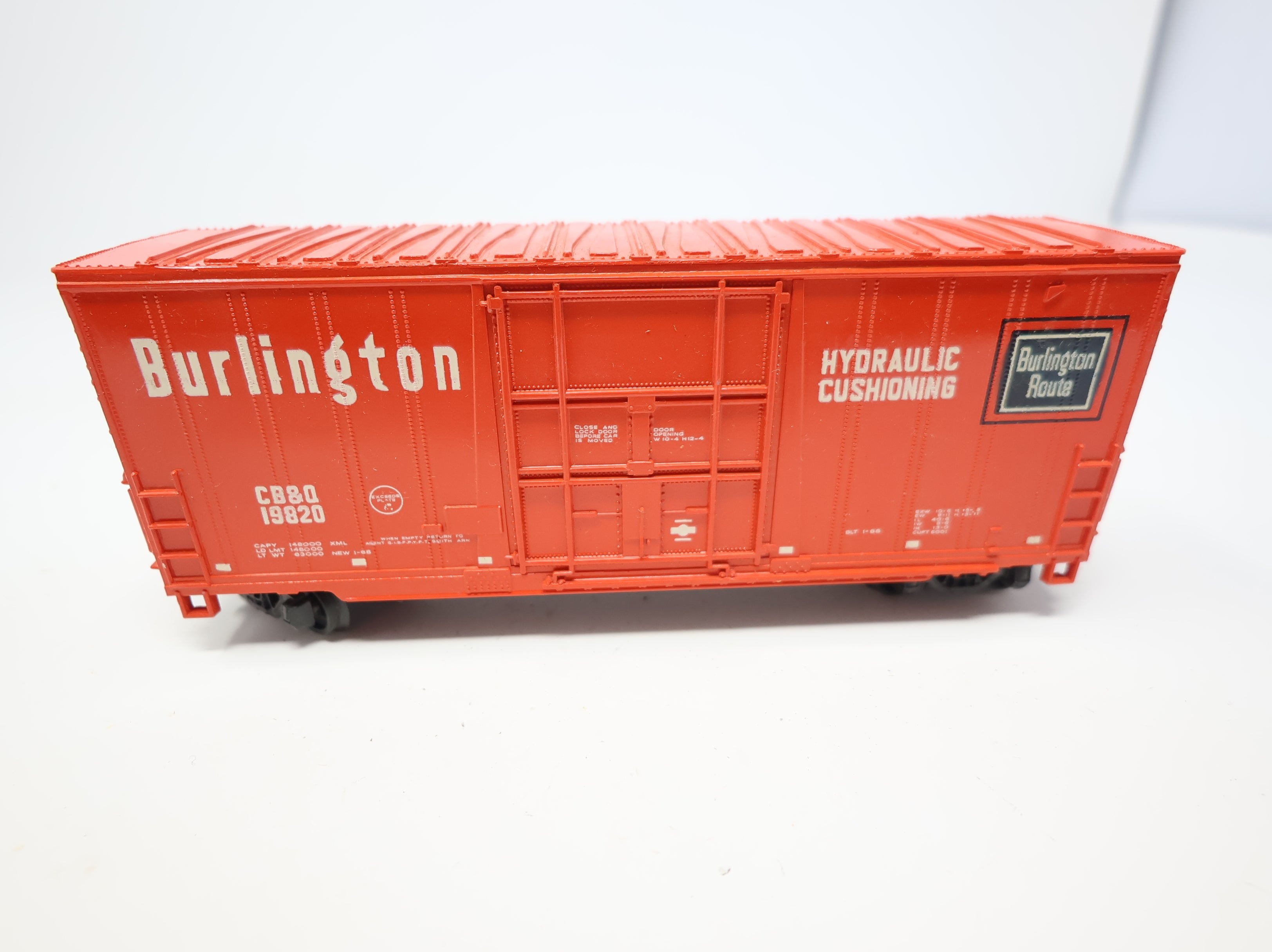 USED AHM HO Scale 40' High Cube Burlington CB&Q #19820