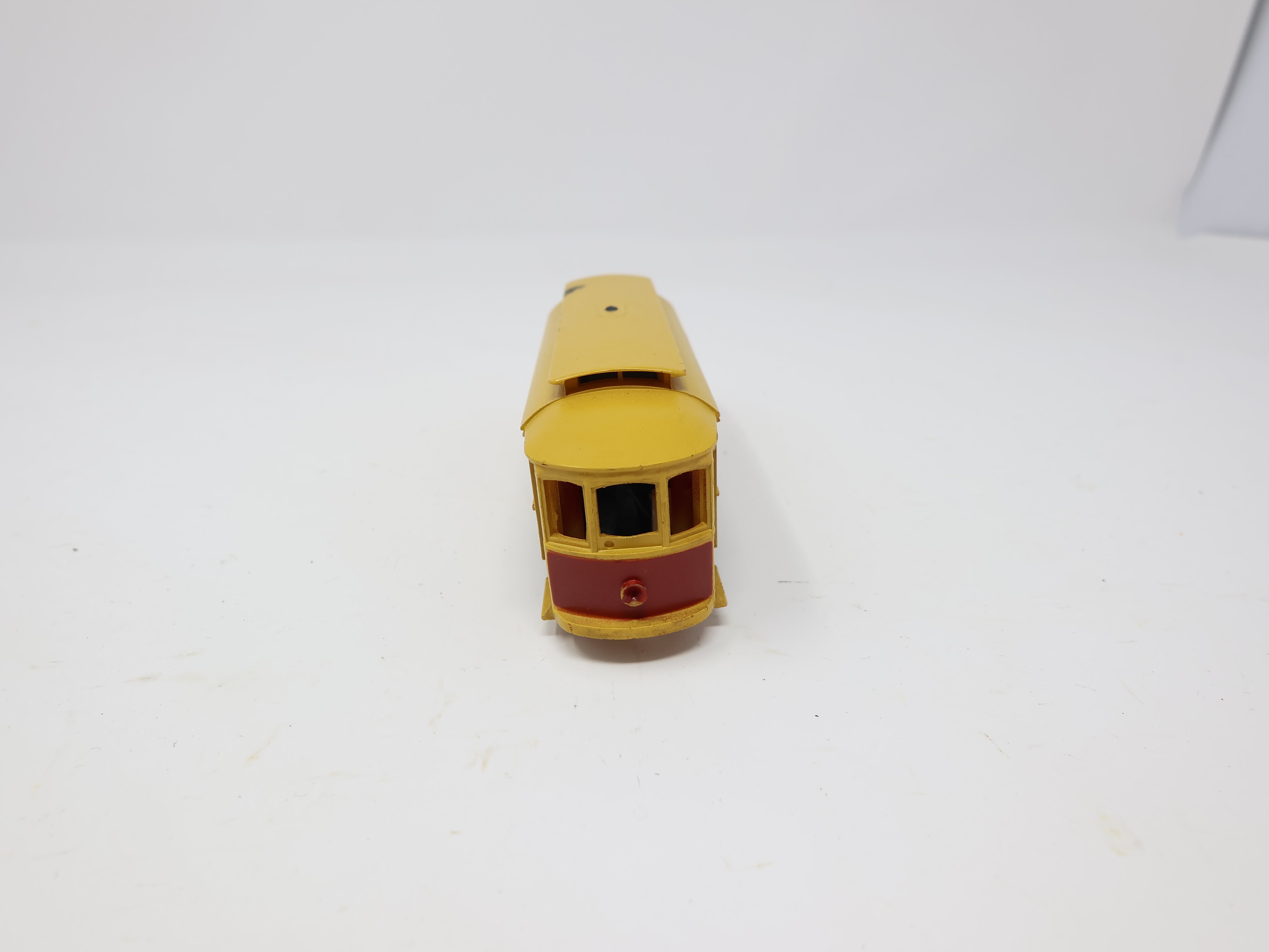 USED HO Scale, Street Trolley, Main Street 65