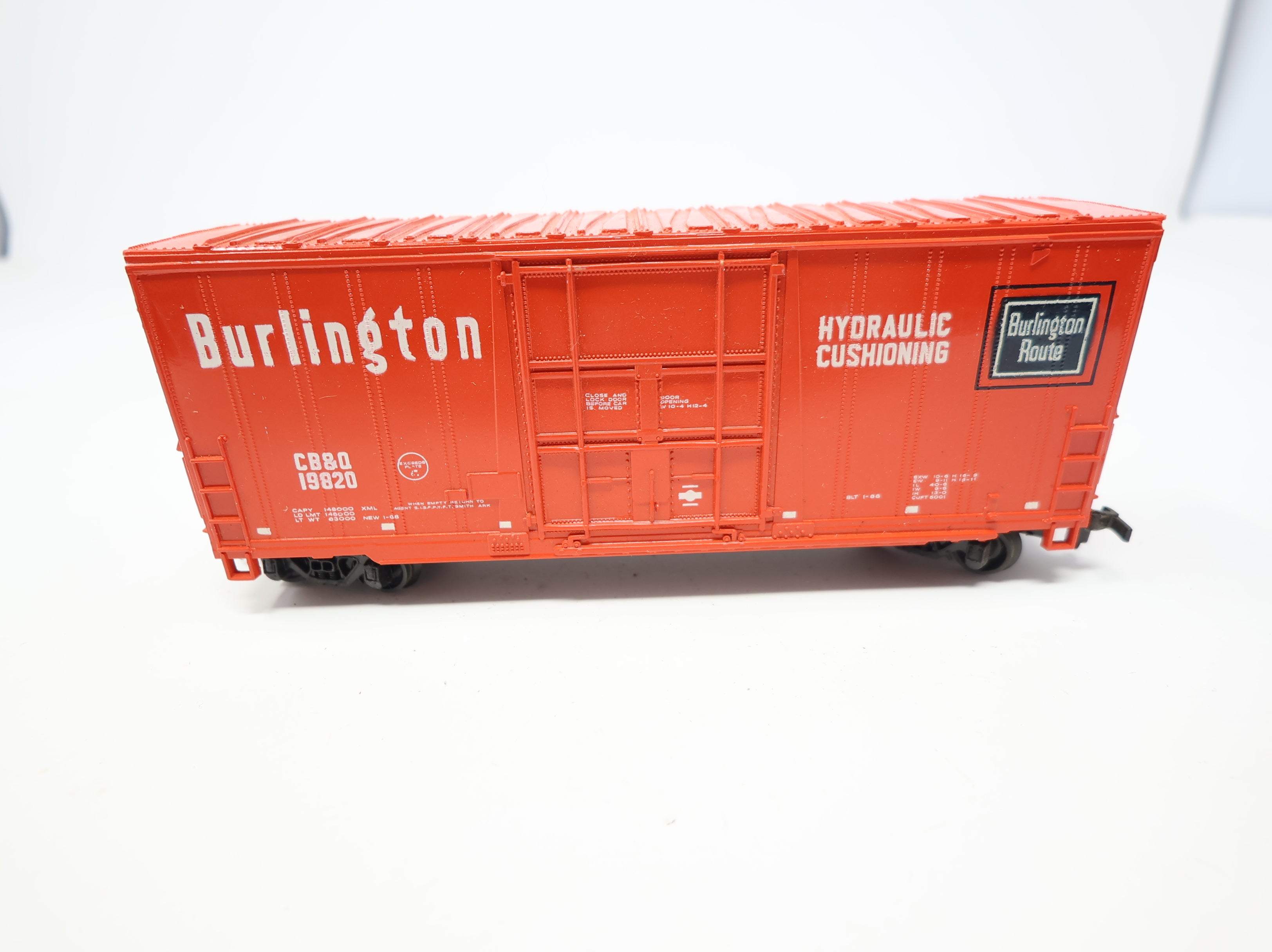 USED AHM HO Scale 40' High Cube Burlington CB&Q #19820