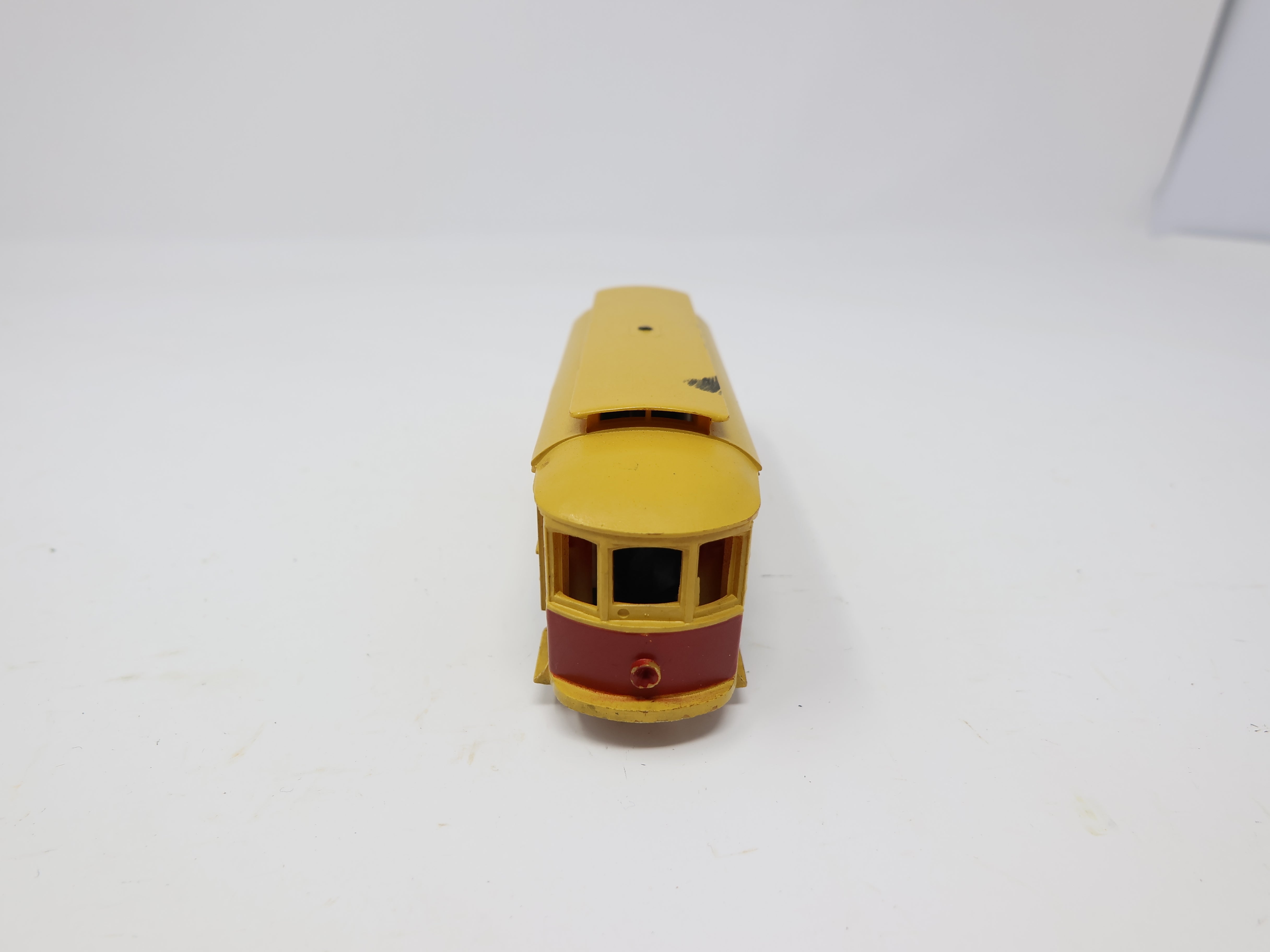 USED HO Scale, Street Trolley, Main Street 65