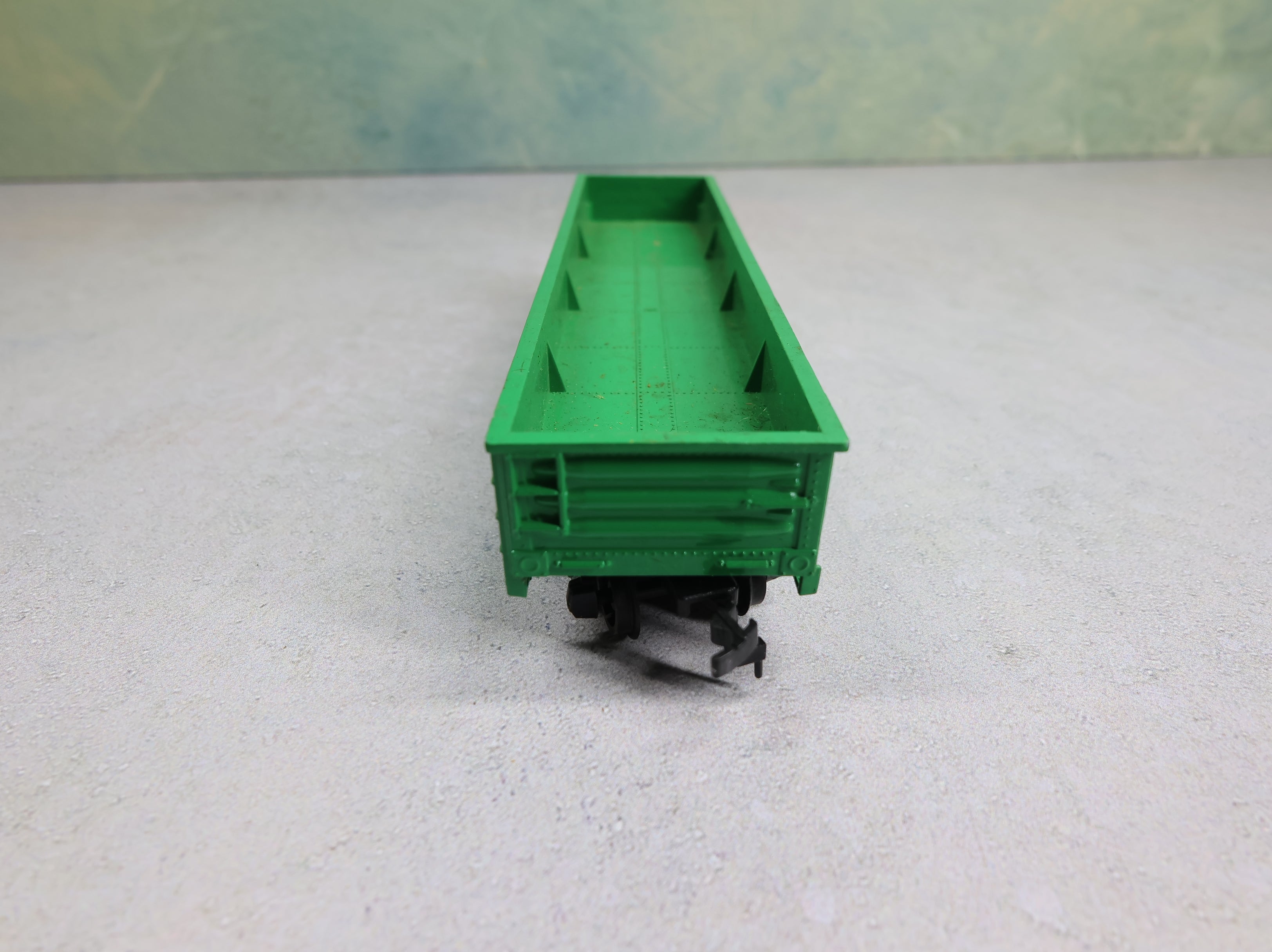 USED Bachmann HO Scale 40' Gondola Burlington Northern BN #553557