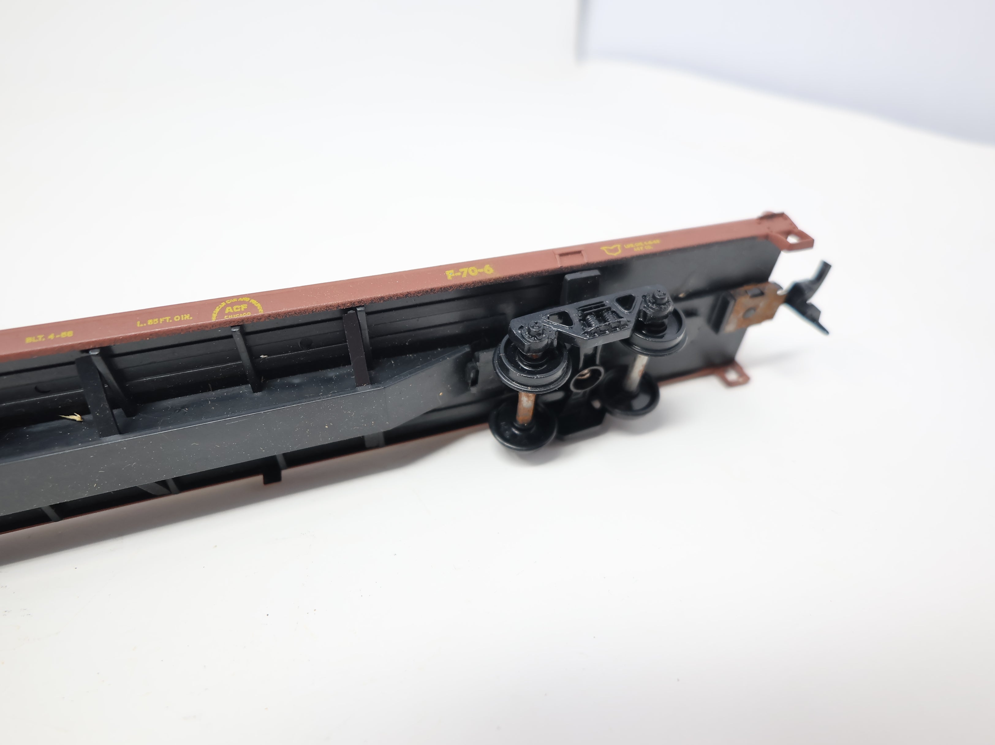 USED Athearn HO Scale Lot of 85' Flat Cars (rough) Pacific Southern, Cotton Belt, Union Pacifc (3 pcs)