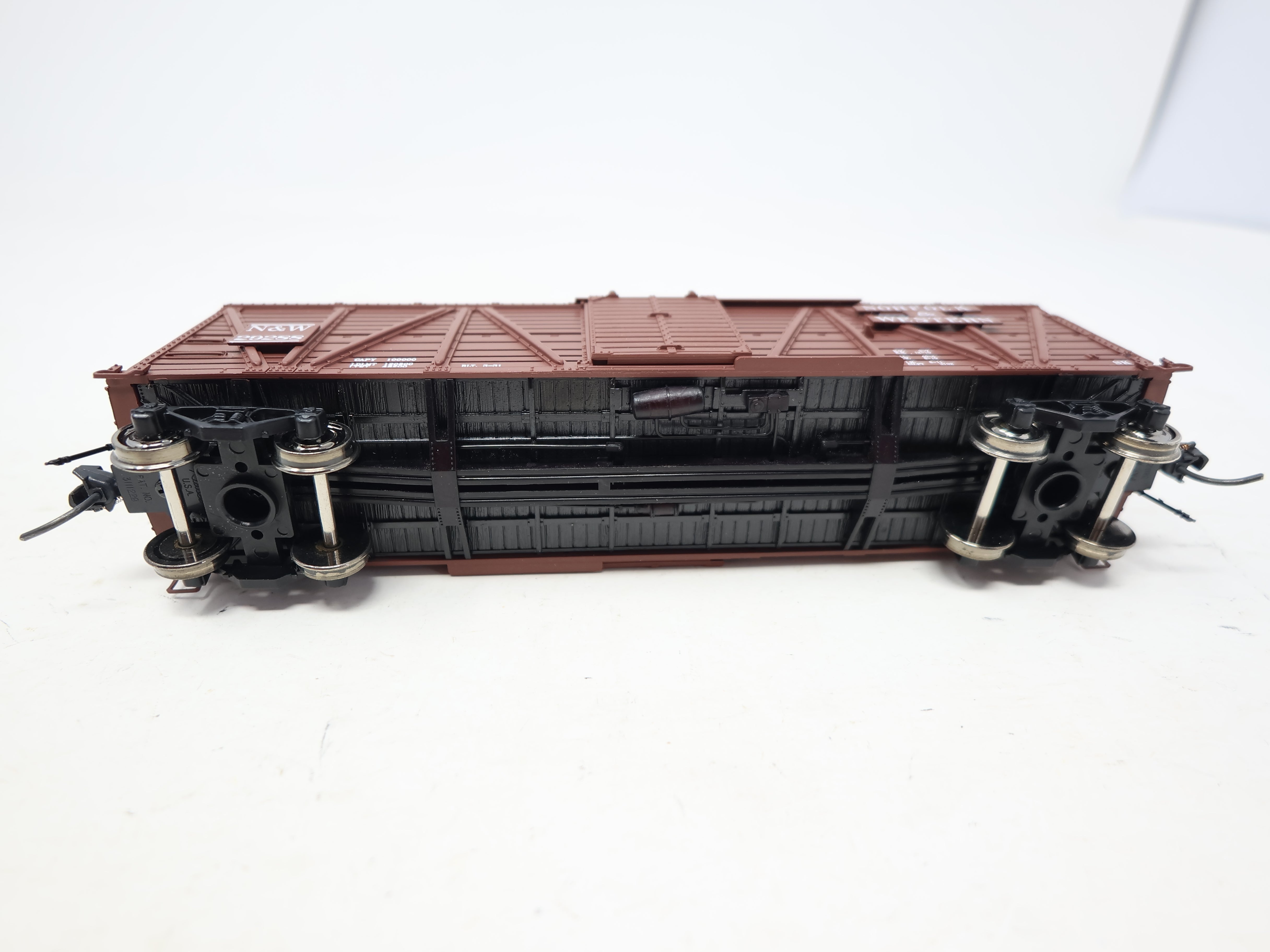 USED Broadway Limited 851 HO Scale, Stock Car, Norfolk & Western N&W #29288