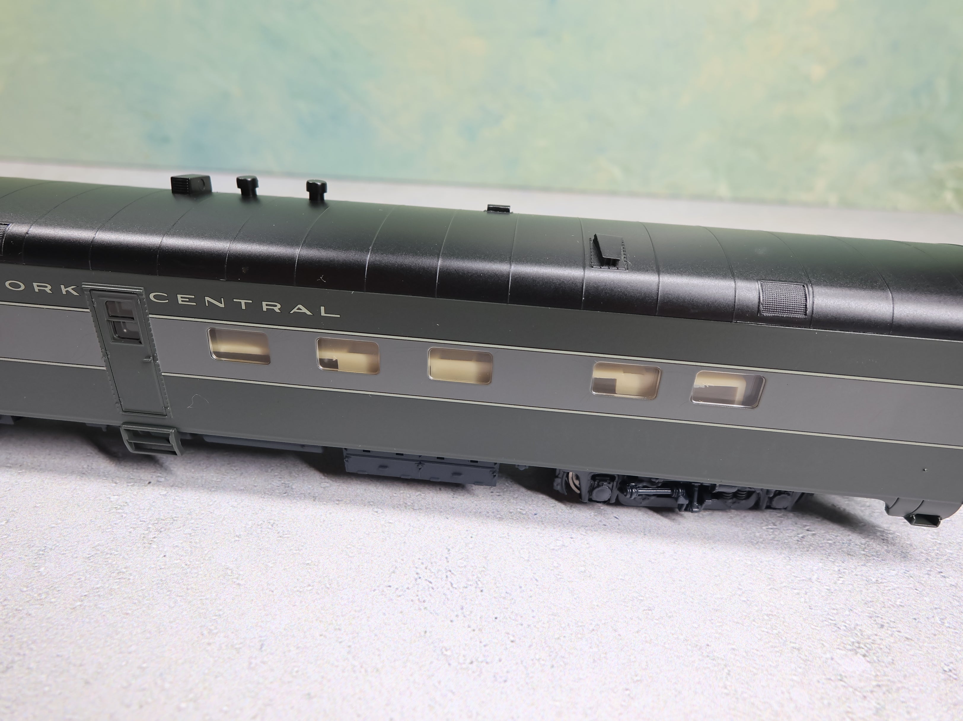 USED Walthers 932-9318 HO Scale 20th Century Limited Kitchen Dormitory New York Central