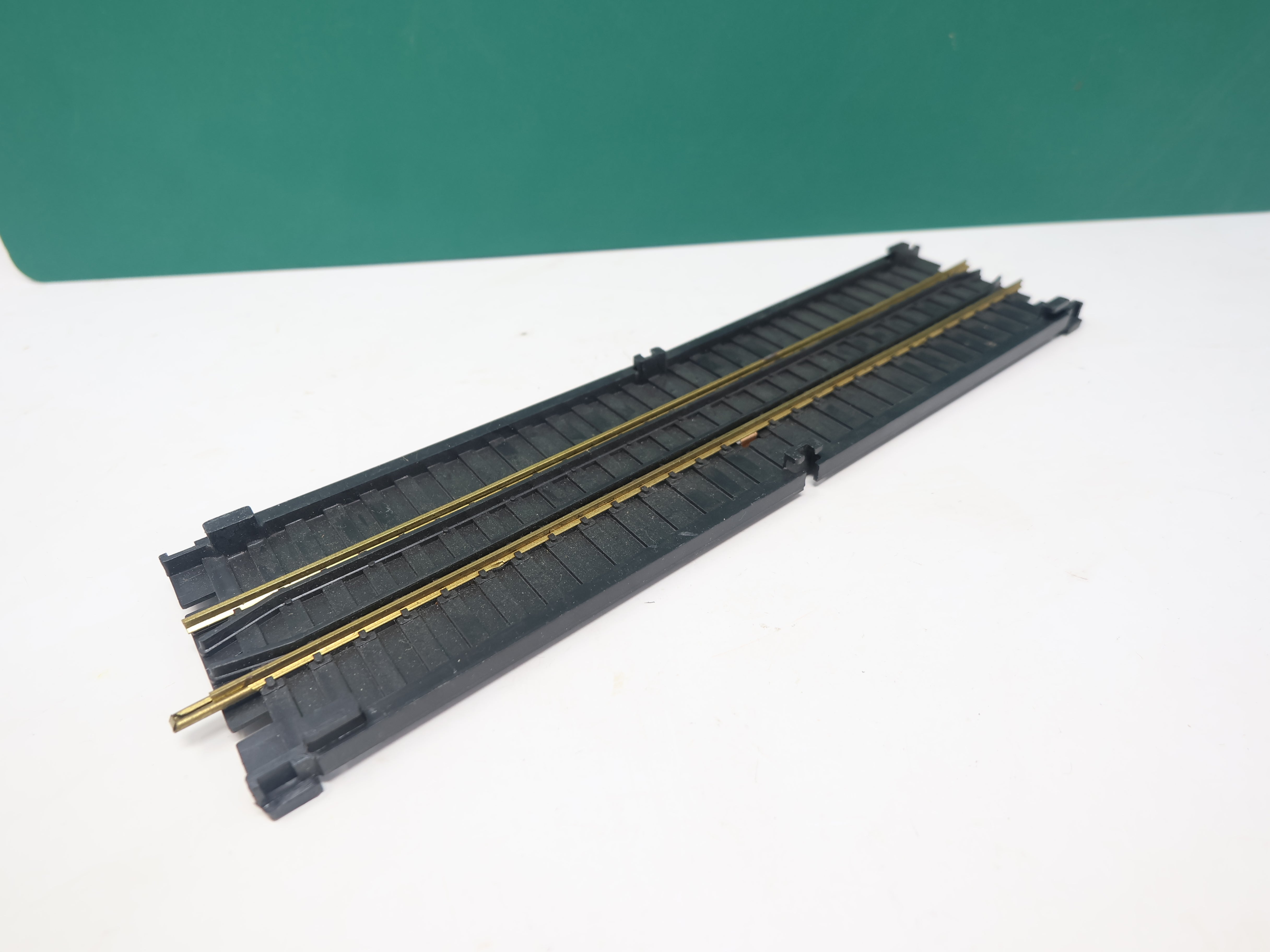 USED Bachmann HO Scale, Truss Bridge Base only Brass, Code 100